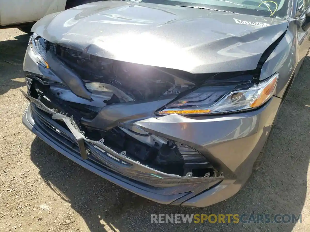 9 Photograph of a damaged car 4T1B11HK1KU724515 TOYOTA CAMRY 2019