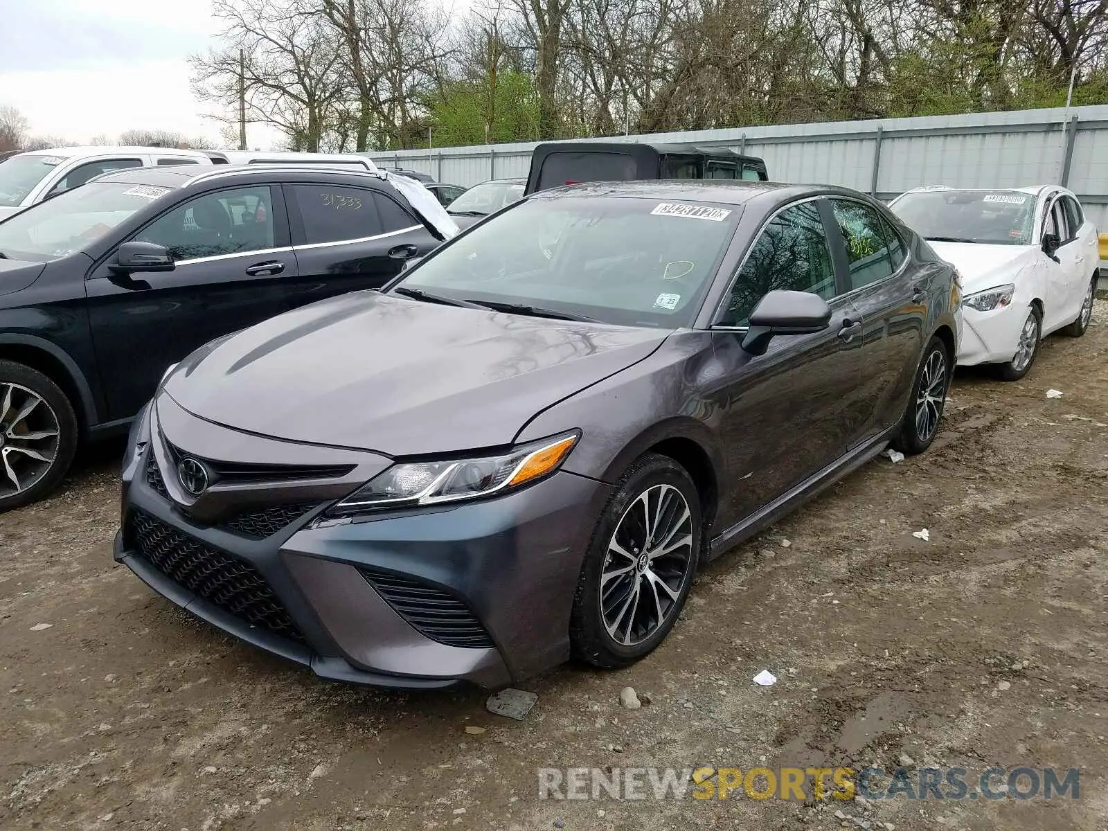 2 Photograph of a damaged car 4T1B11HK1KU729021 TOYOTA CAMRY 2019