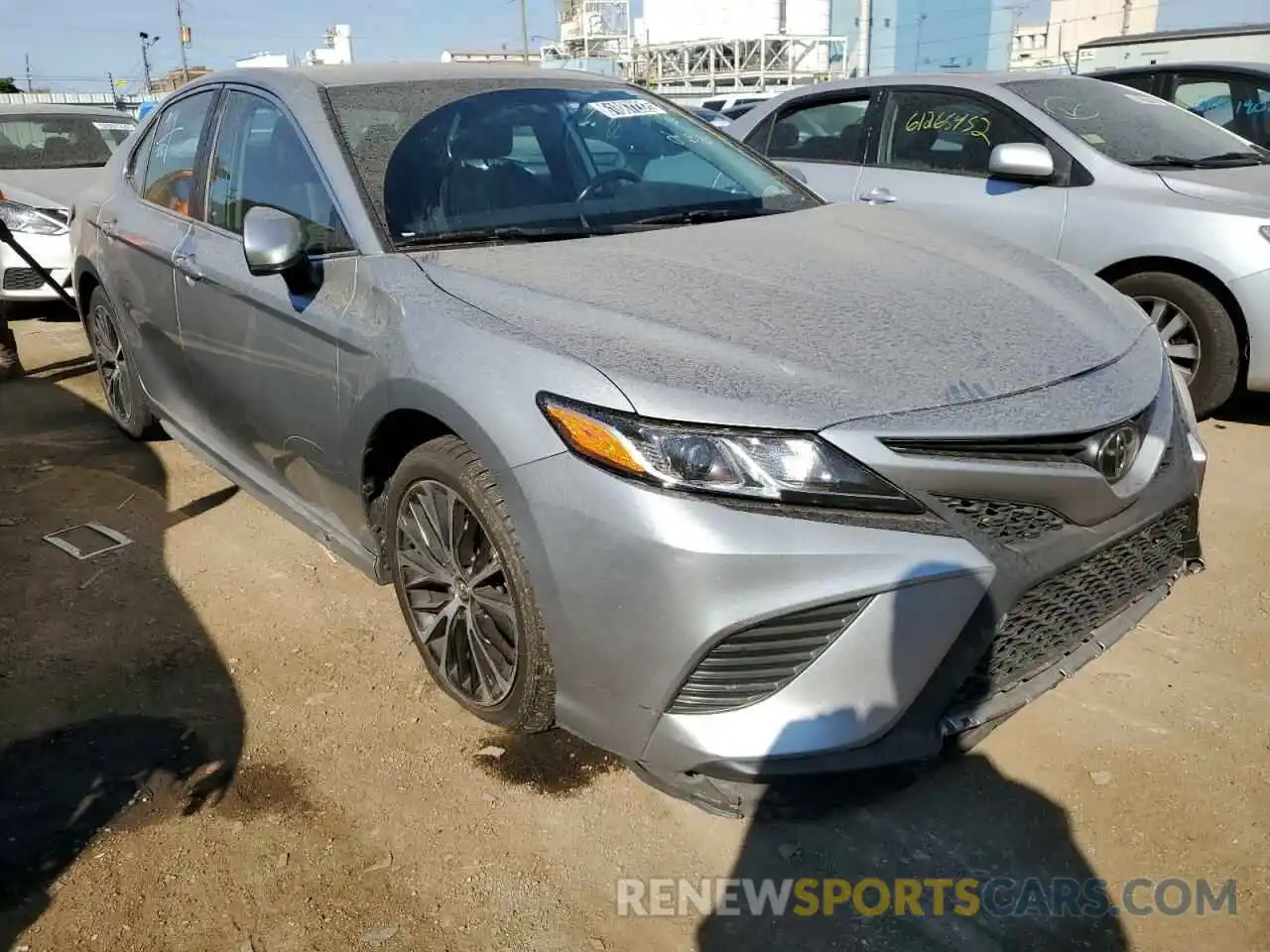 4 Photograph of a damaged car 4T1B11HK1KU729178 TOYOTA CAMRY 2019