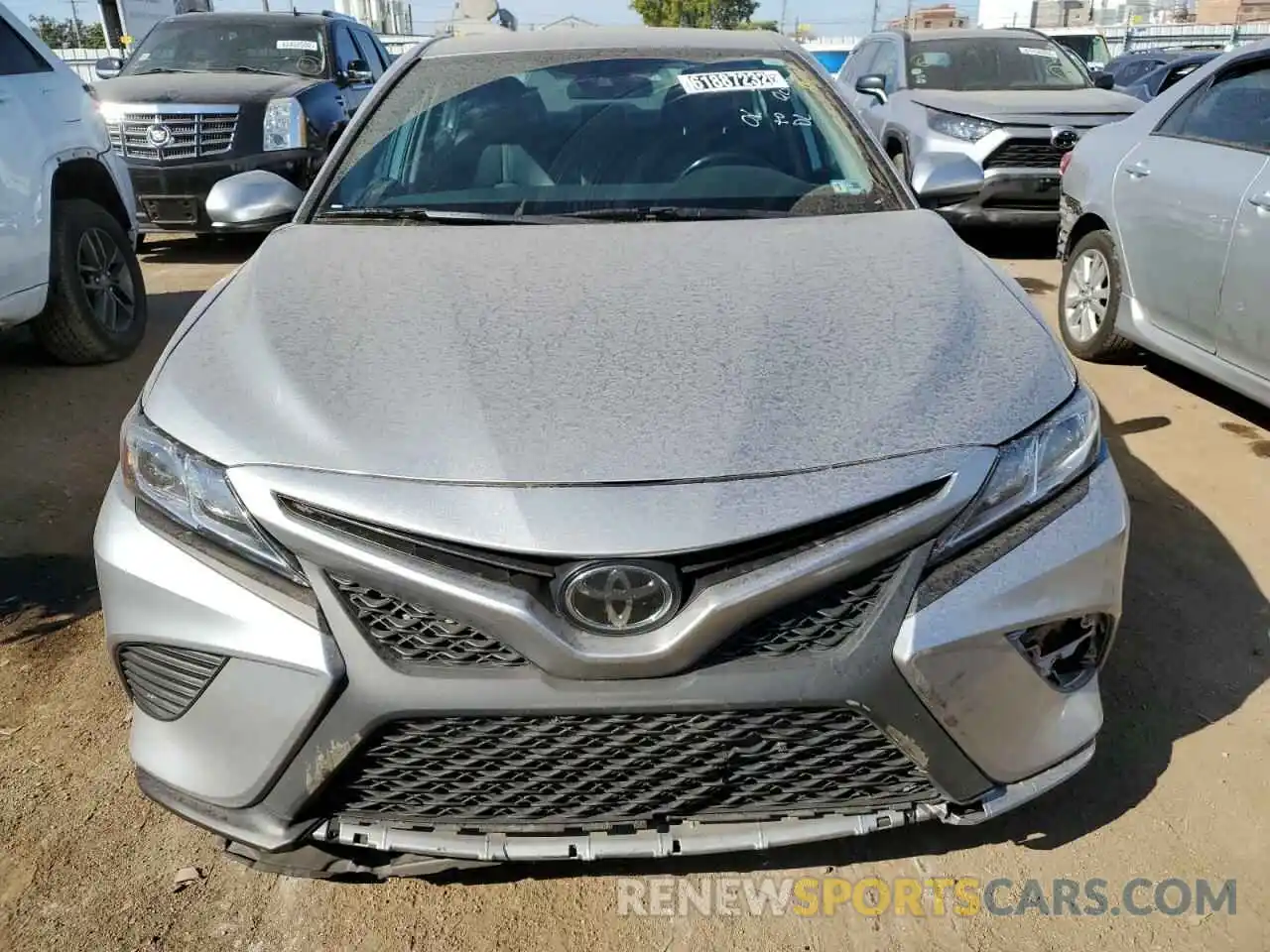 5 Photograph of a damaged car 4T1B11HK1KU729178 TOYOTA CAMRY 2019