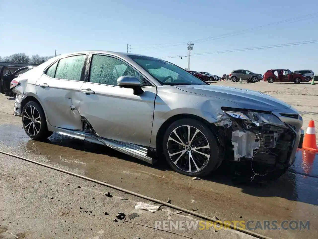 4 Photograph of a damaged car 4T1B11HK1KU730766 TOYOTA CAMRY 2019