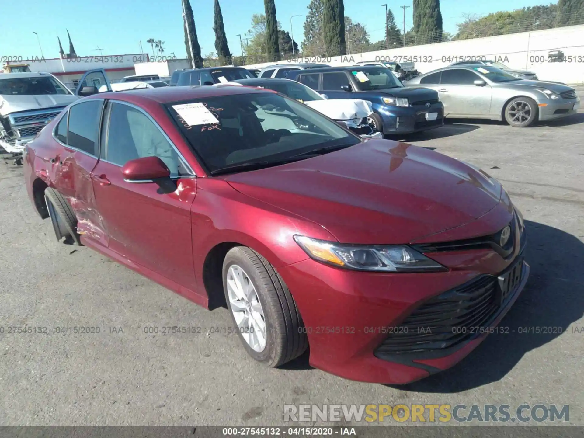 1 Photograph of a damaged car 4T1B11HK1KU735207 TOYOTA CAMRY 2019