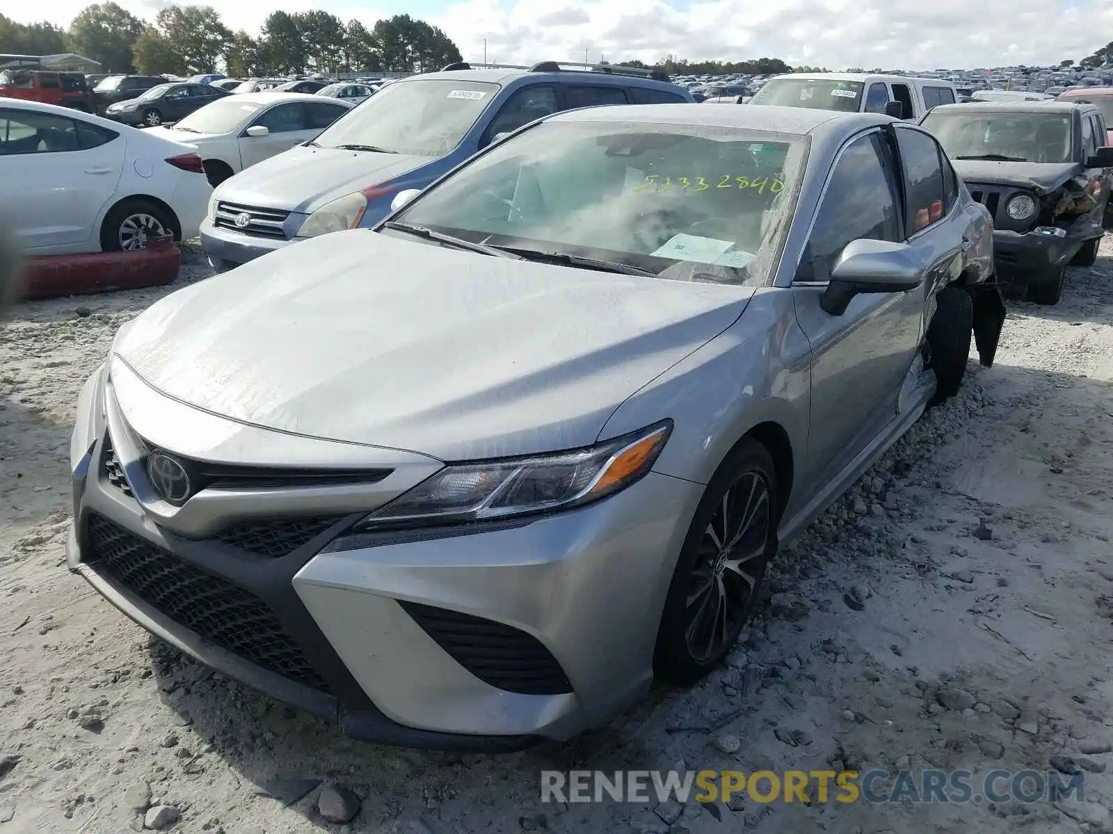 2 Photograph of a damaged car 4T1B11HK1KU737555 TOYOTA CAMRY 2019