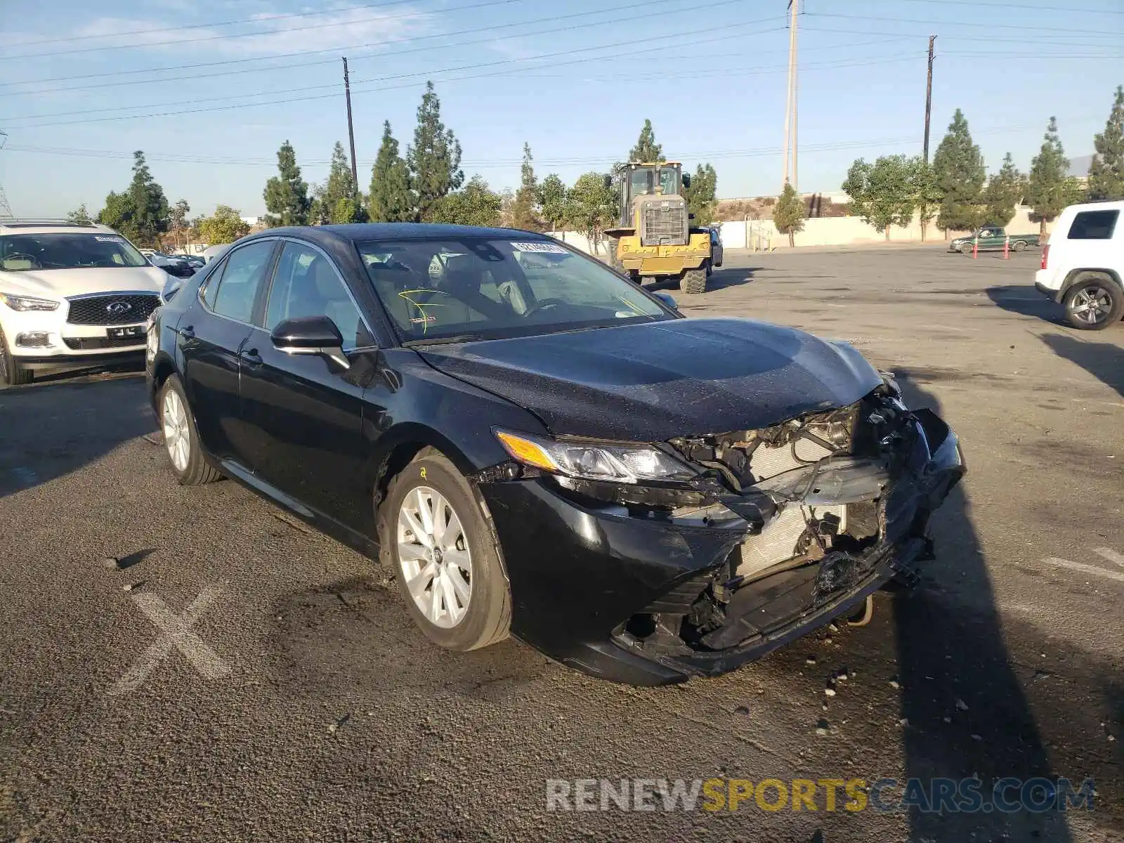 1 Photograph of a damaged car 4T1B11HK1KU738043 TOYOTA CAMRY 2019