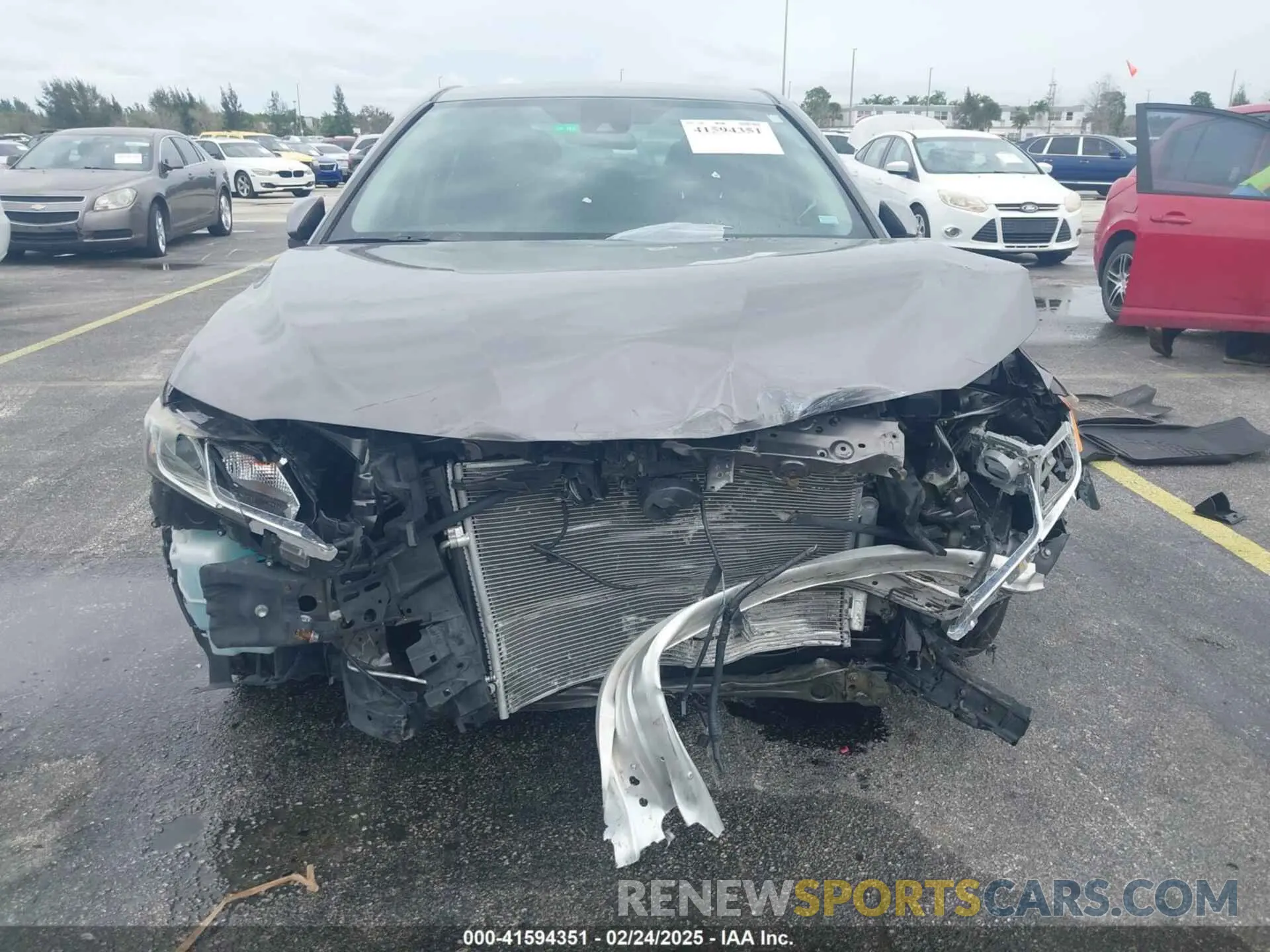 6 Photograph of a damaged car 4T1B11HK1KU739869 TOYOTA CAMRY 2019