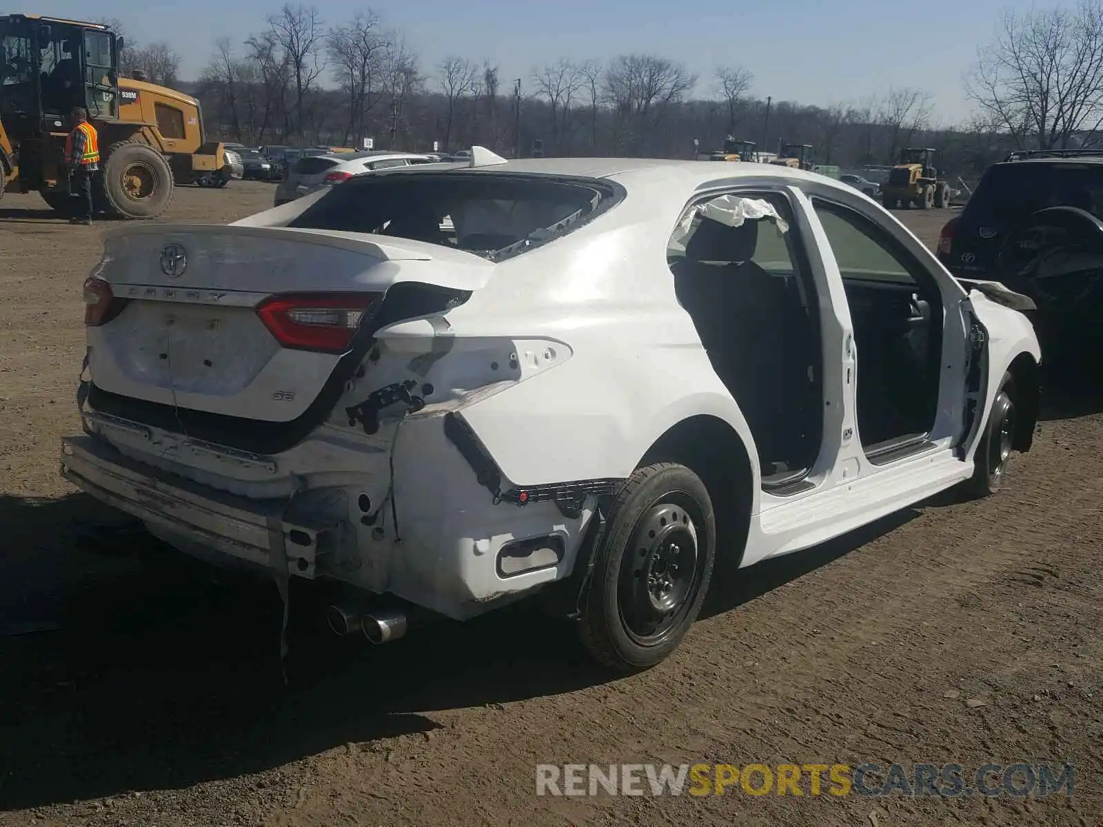 4 Photograph of a damaged car 4T1B11HK1KU742156 TOYOTA CAMRY 2019