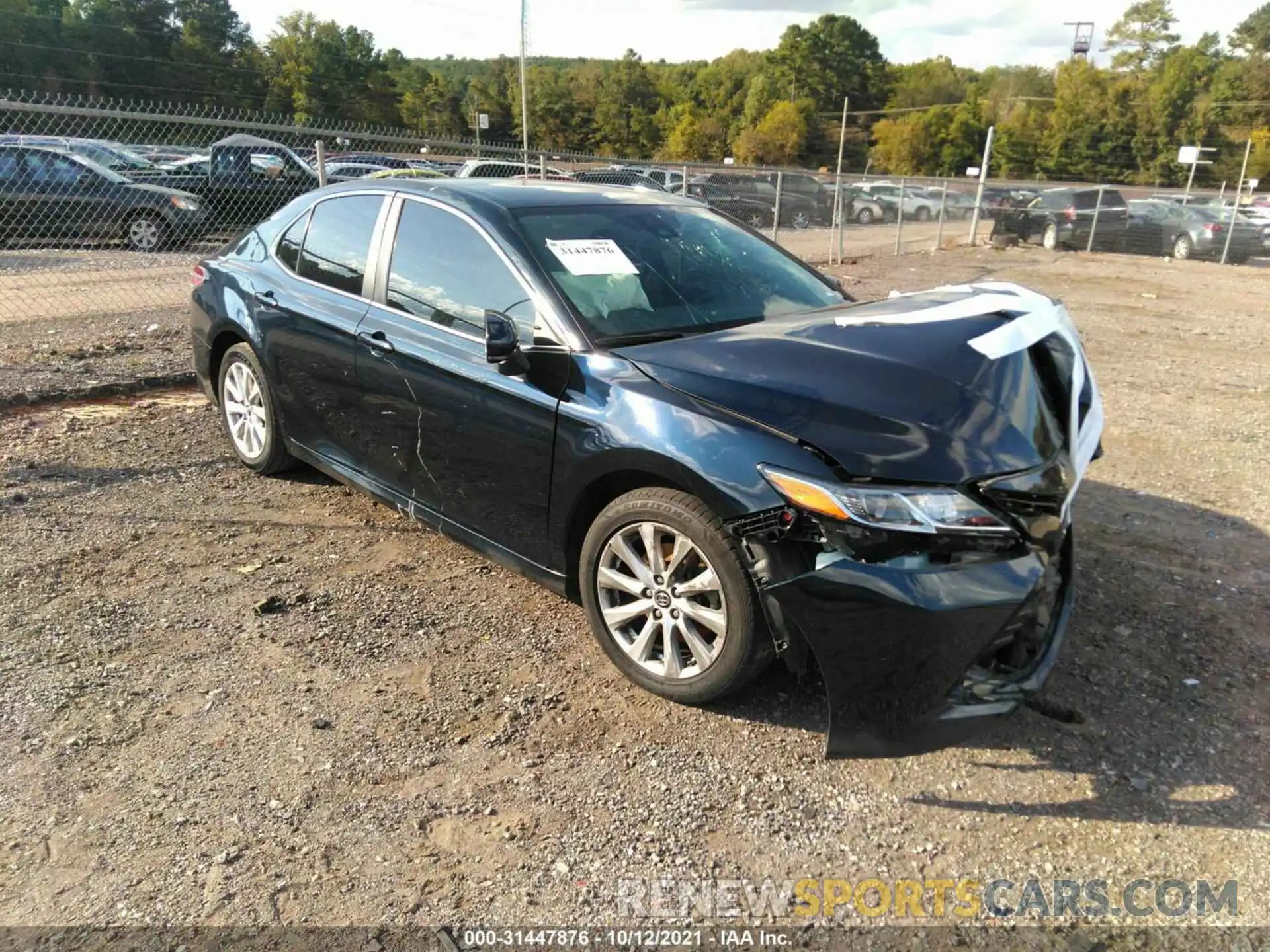 1 Photograph of a damaged car 4T1B11HK1KU746711 TOYOTA CAMRY 2019