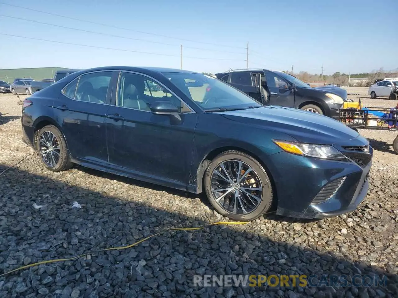 4 Photograph of a damaged car 4T1B11HK1KU749785 TOYOTA CAMRY 2019