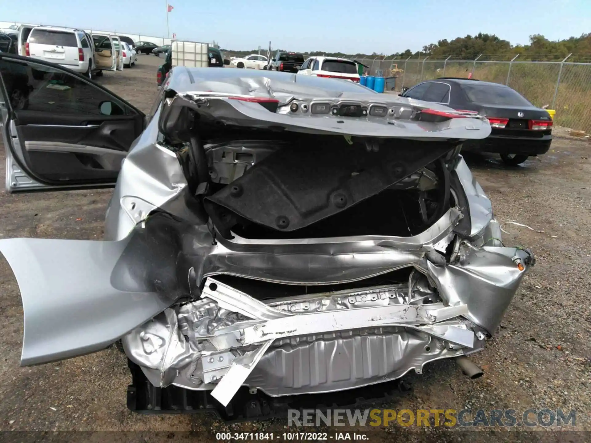 6 Photograph of a damaged car 4T1B11HK1KU751956 TOYOTA CAMRY 2019