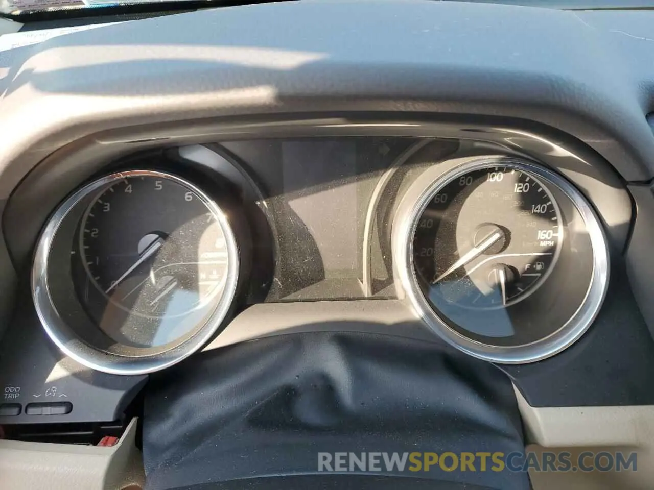 9 Photograph of a damaged car 4T1B11HK1KU755554 TOYOTA CAMRY 2019