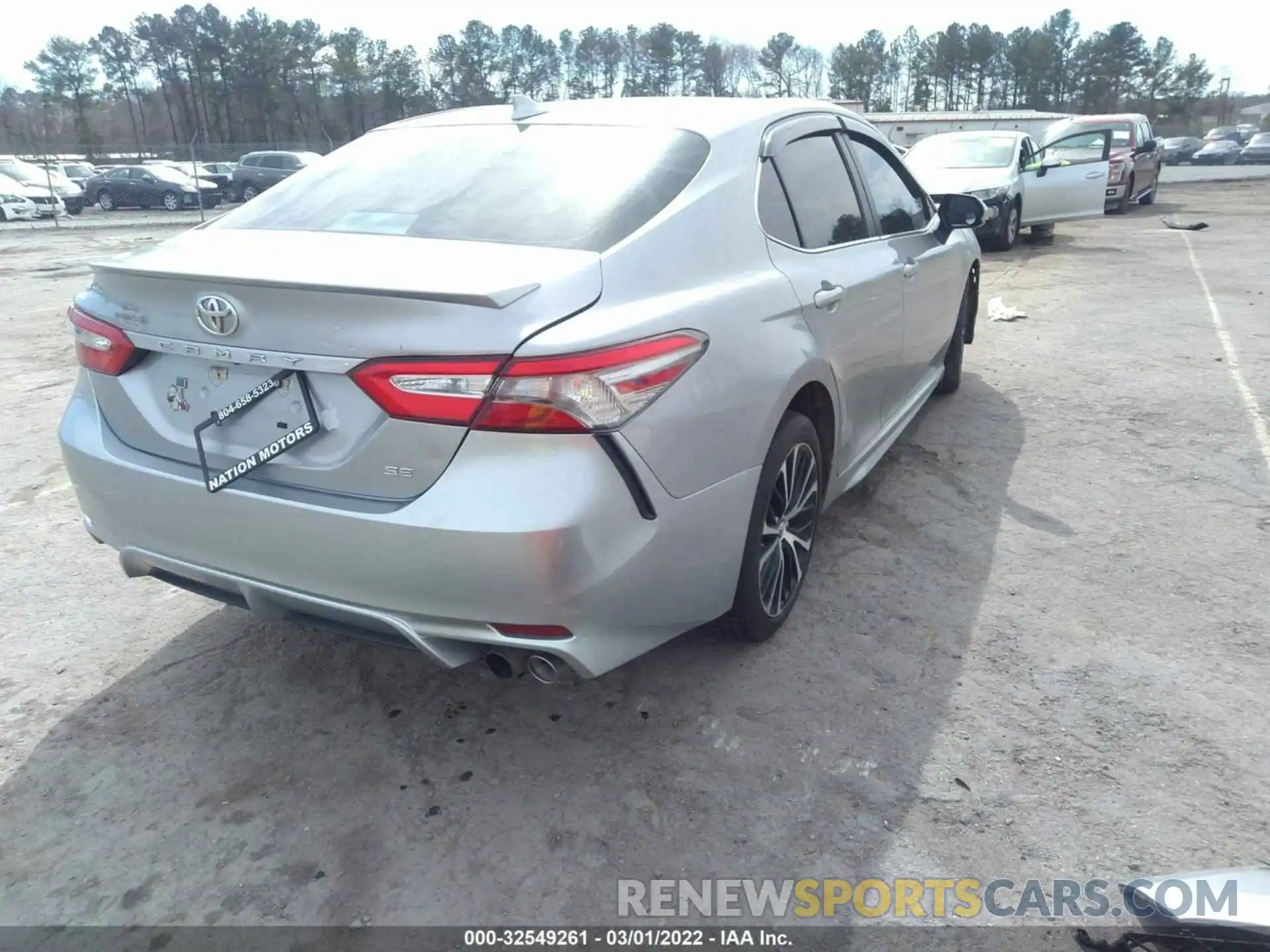 4 Photograph of a damaged car 4T1B11HK1KU755649 TOYOTA CAMRY 2019