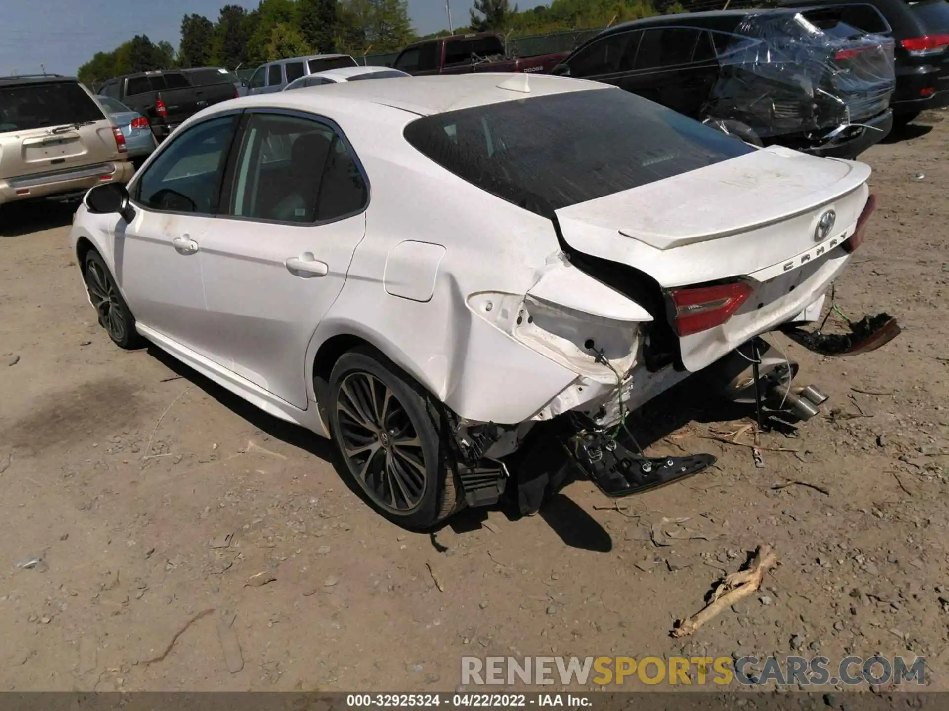 3 Photograph of a damaged car 4T1B11HK1KU757983 TOYOTA CAMRY 2019