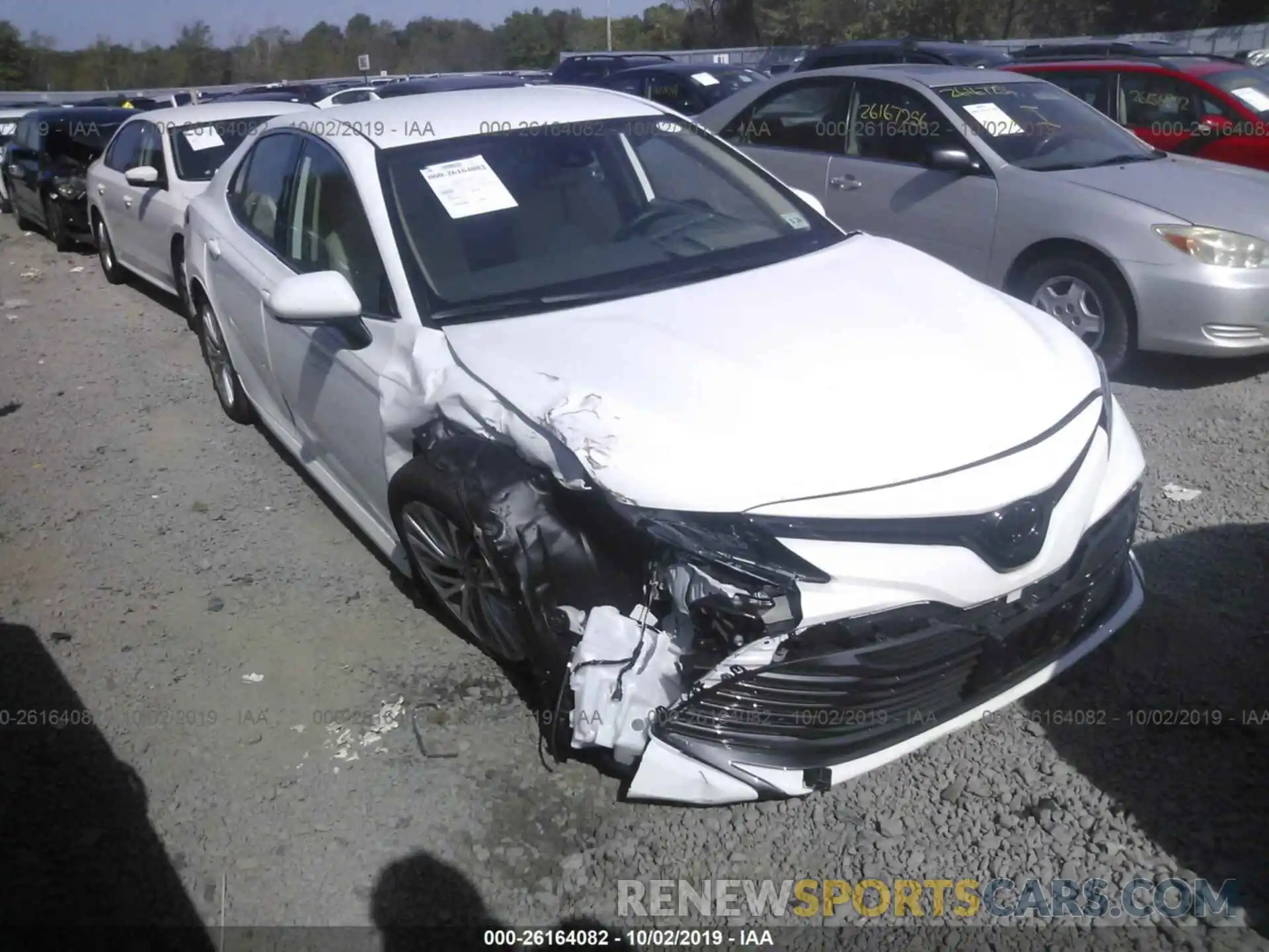 1 Photograph of a damaged car 4T1B11HK1KU760513 TOYOTA CAMRY 2019