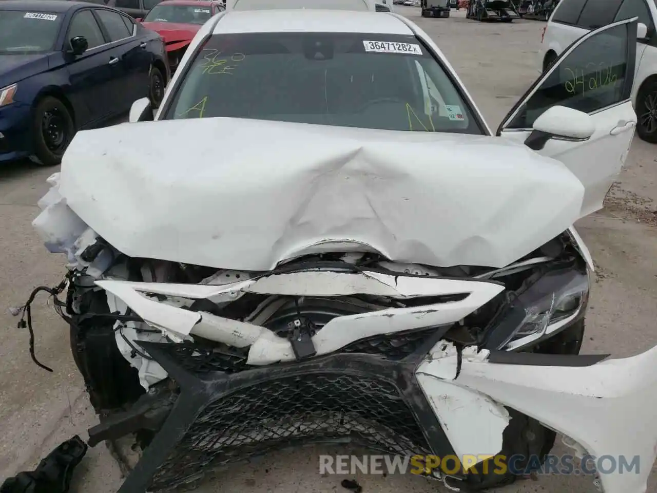 7 Photograph of a damaged car 4T1B11HK1KU761256 TOYOTA CAMRY 2019