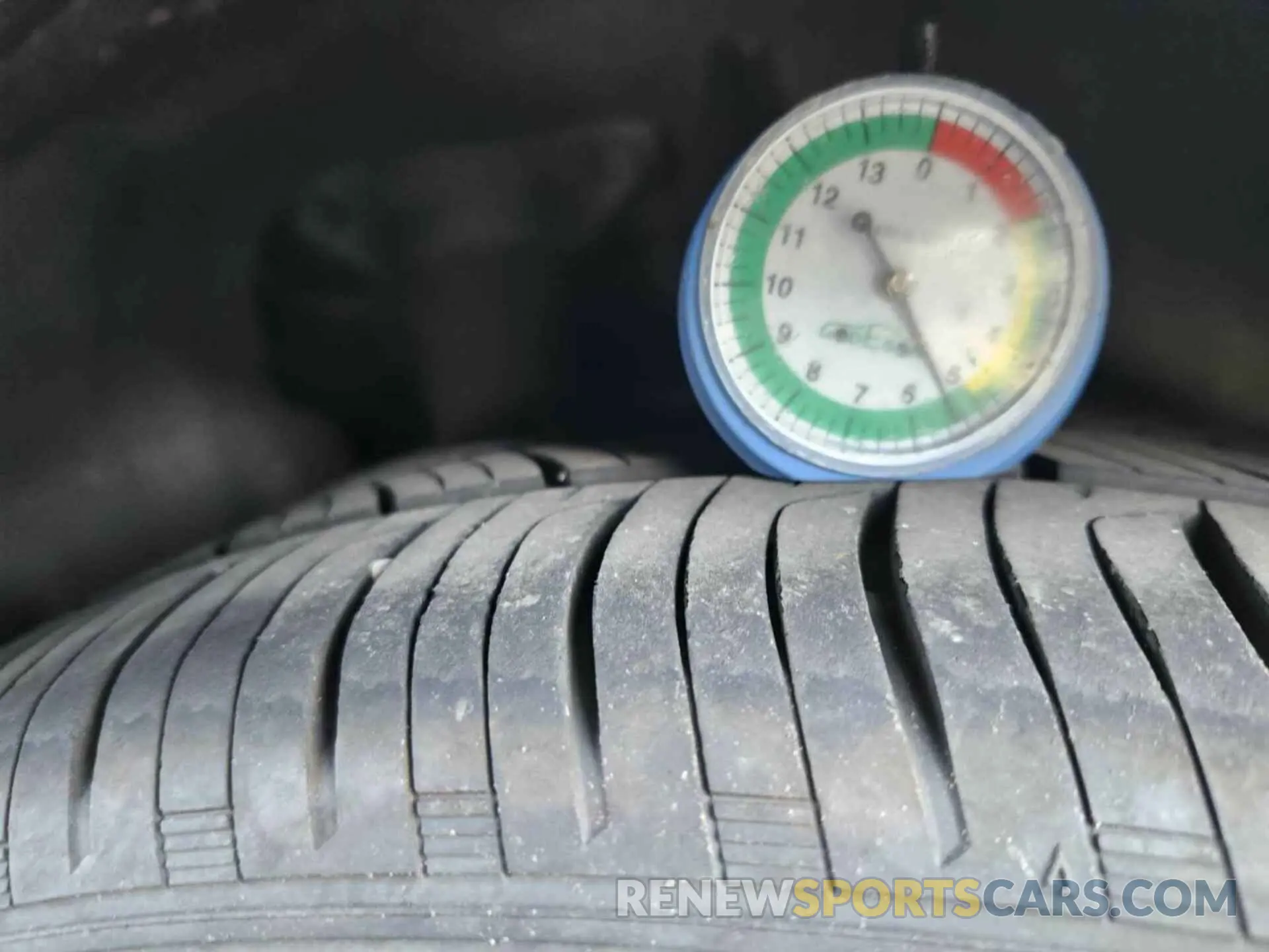 17 Photograph of a damaged car 4T1B11HK1KU762097 TOYOTA CAMRY 2019