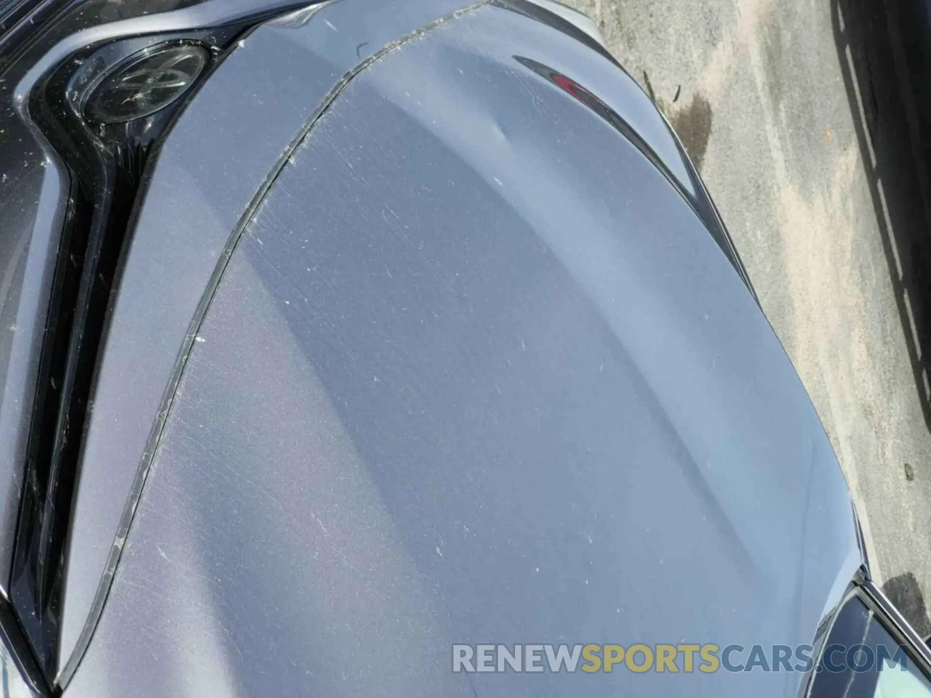 18 Photograph of a damaged car 4T1B11HK1KU762097 TOYOTA CAMRY 2019