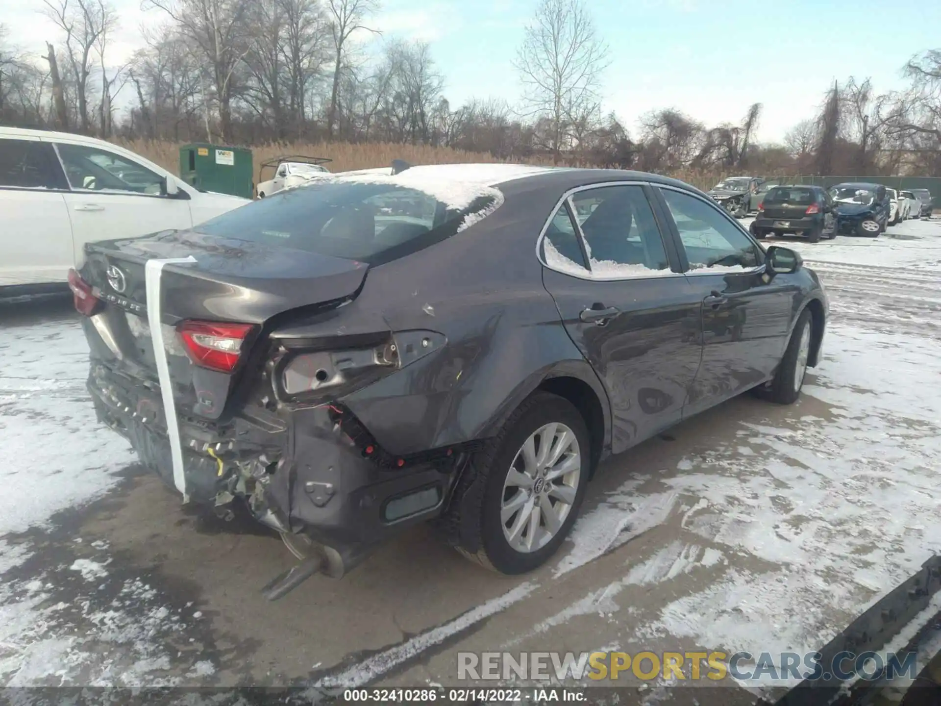 4 Photograph of a damaged car 4T1B11HK1KU764318 TOYOTA CAMRY 2019