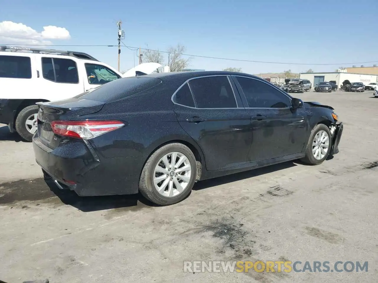 3 Photograph of a damaged car 4T1B11HK1KU765498 TOYOTA CAMRY 2019