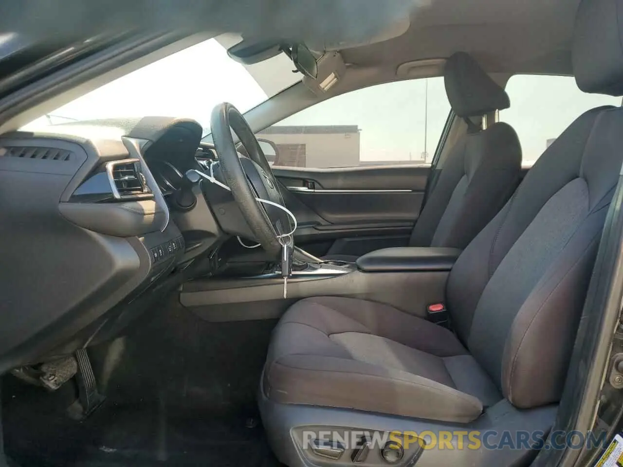 7 Photograph of a damaged car 4T1B11HK1KU765498 TOYOTA CAMRY 2019