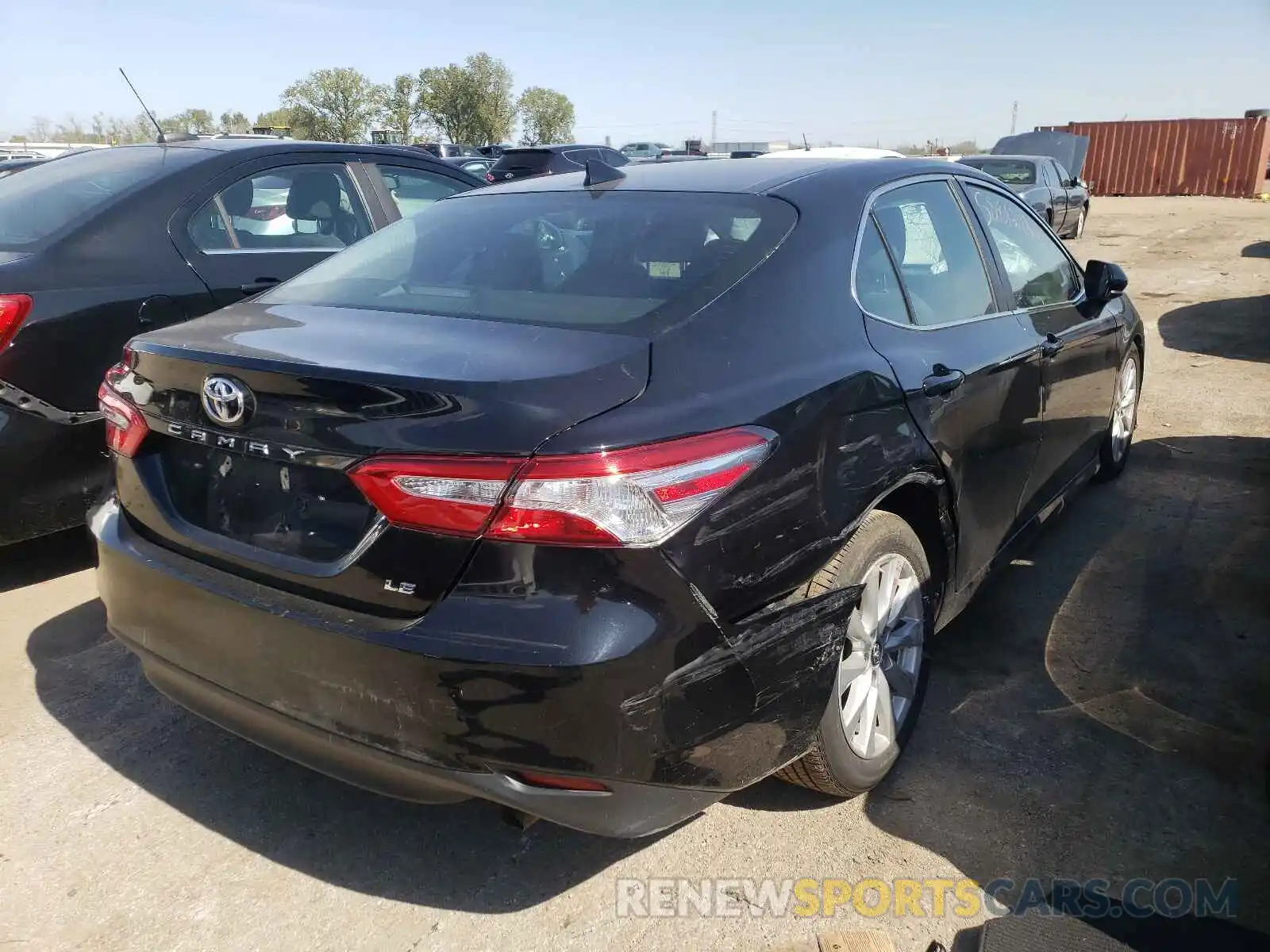 4 Photograph of a damaged car 4T1B11HK1KU765548 TOYOTA CAMRY 2019