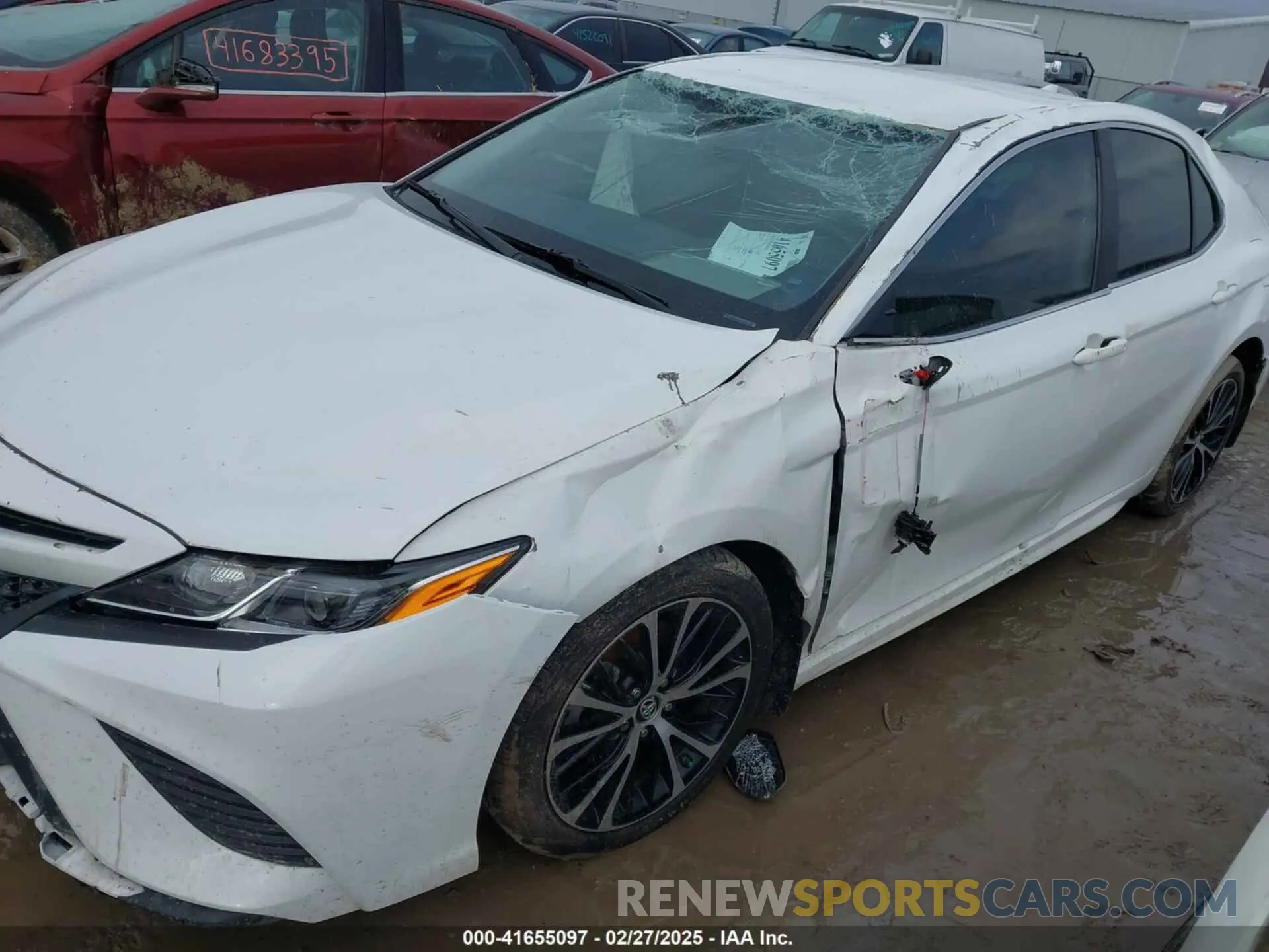 6 Photograph of a damaged car 4T1B11HK1KU770538 TOYOTA CAMRY 2019