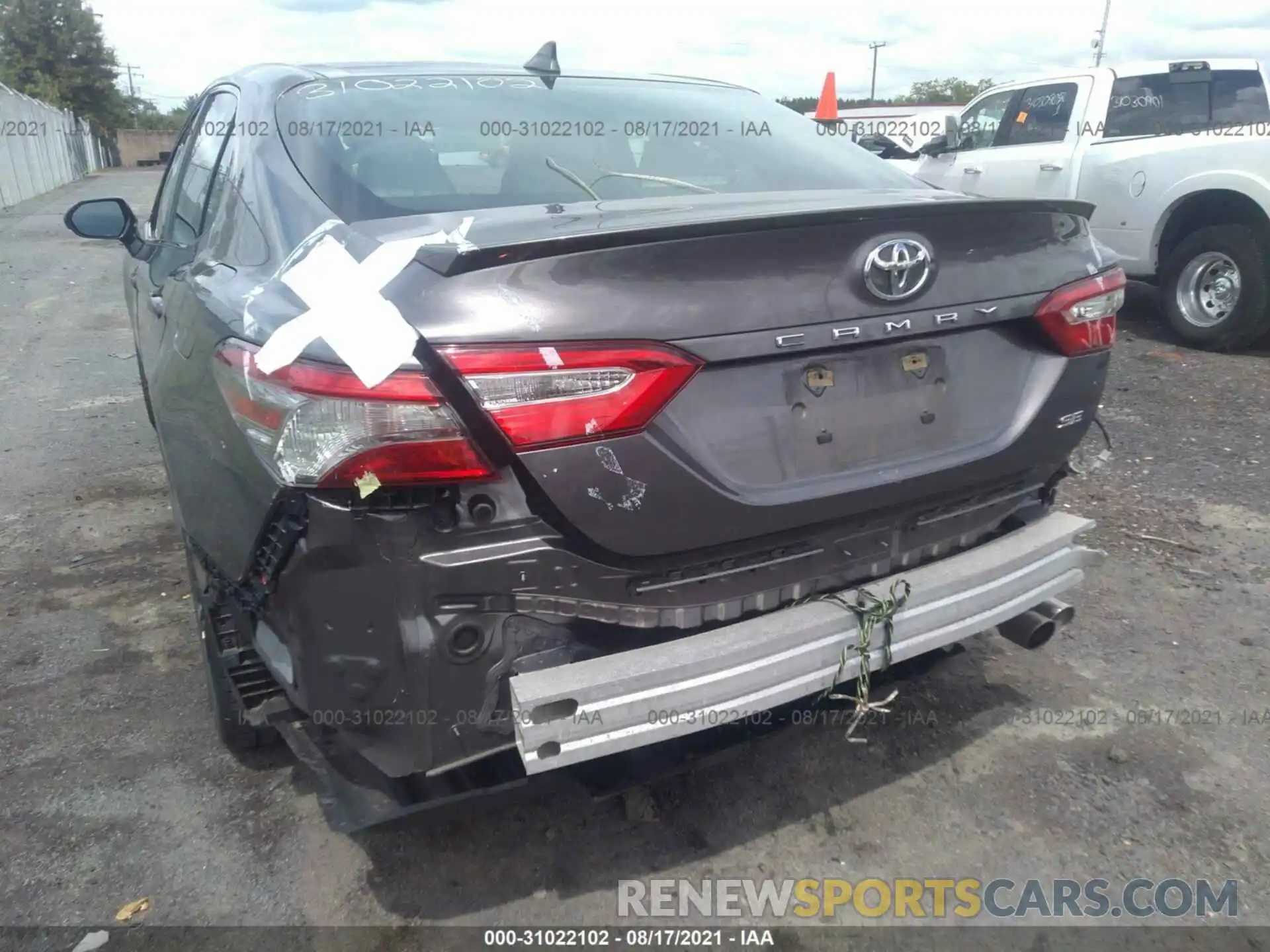 6 Photograph of a damaged car 4T1B11HK1KU770989 TOYOTA CAMRY 2019