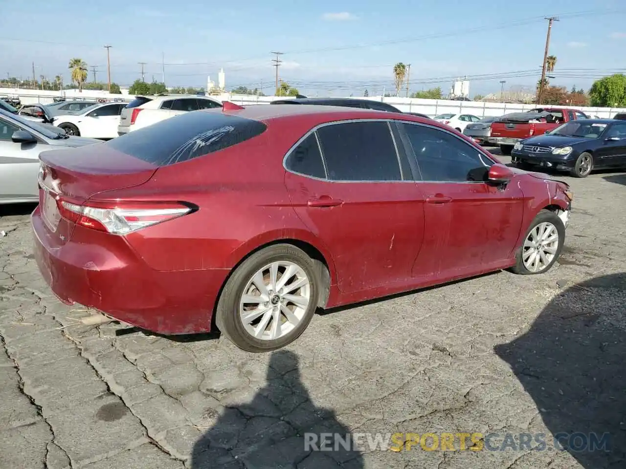 3 Photograph of a damaged car 4T1B11HK1KU772970 TOYOTA CAMRY 2019