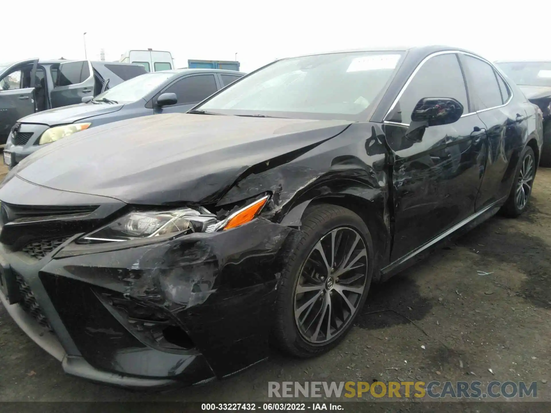 6 Photograph of a damaged car 4T1B11HK1KU774377 TOYOTA CAMRY 2019