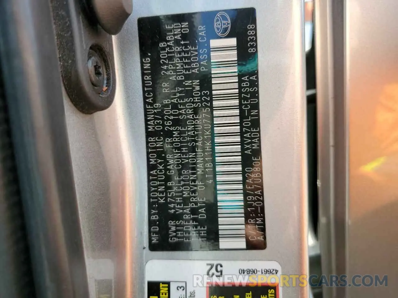 12 Photograph of a damaged car 4T1B11HK1KU775223 TOYOTA CAMRY 2019