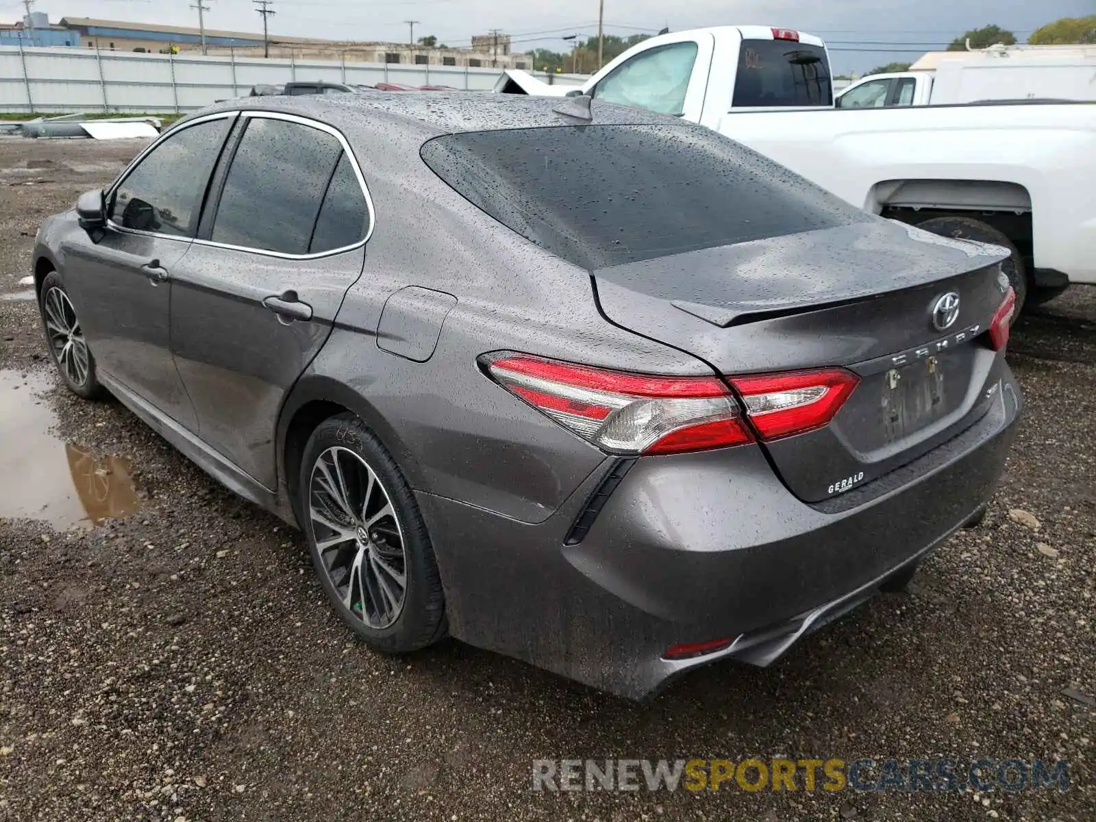 3 Photograph of a damaged car 4T1B11HK1KU779112 TOYOTA CAMRY 2019