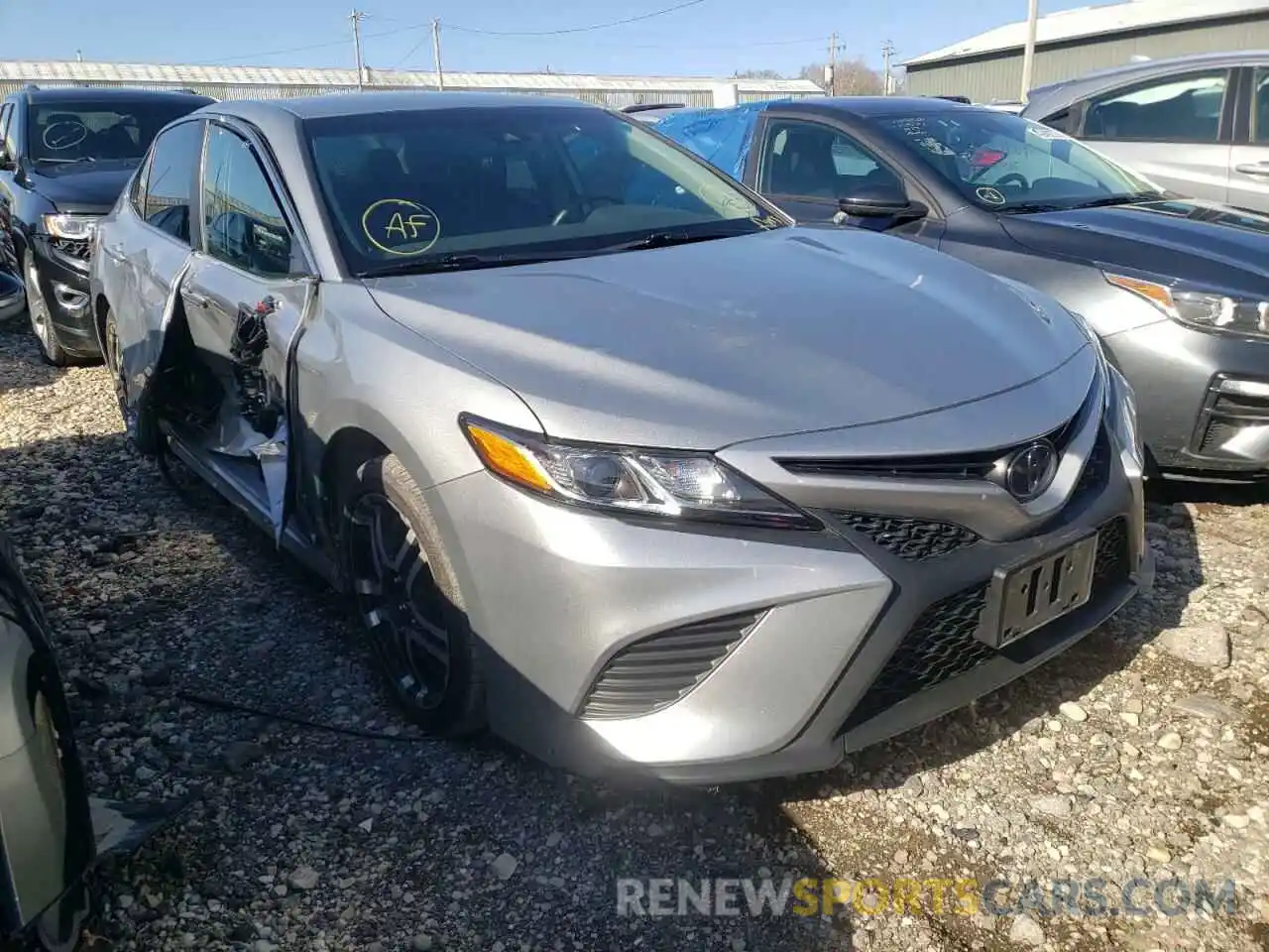 1 Photograph of a damaged car 4T1B11HK1KU779188 TOYOTA CAMRY 2019