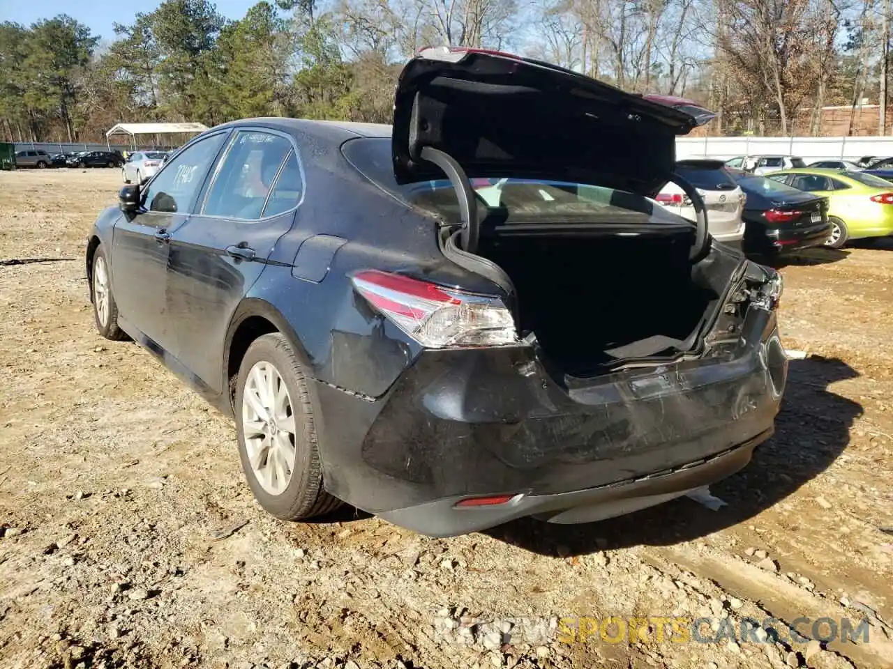 3 Photograph of a damaged car 4T1B11HK1KU782060 TOYOTA CAMRY 2019