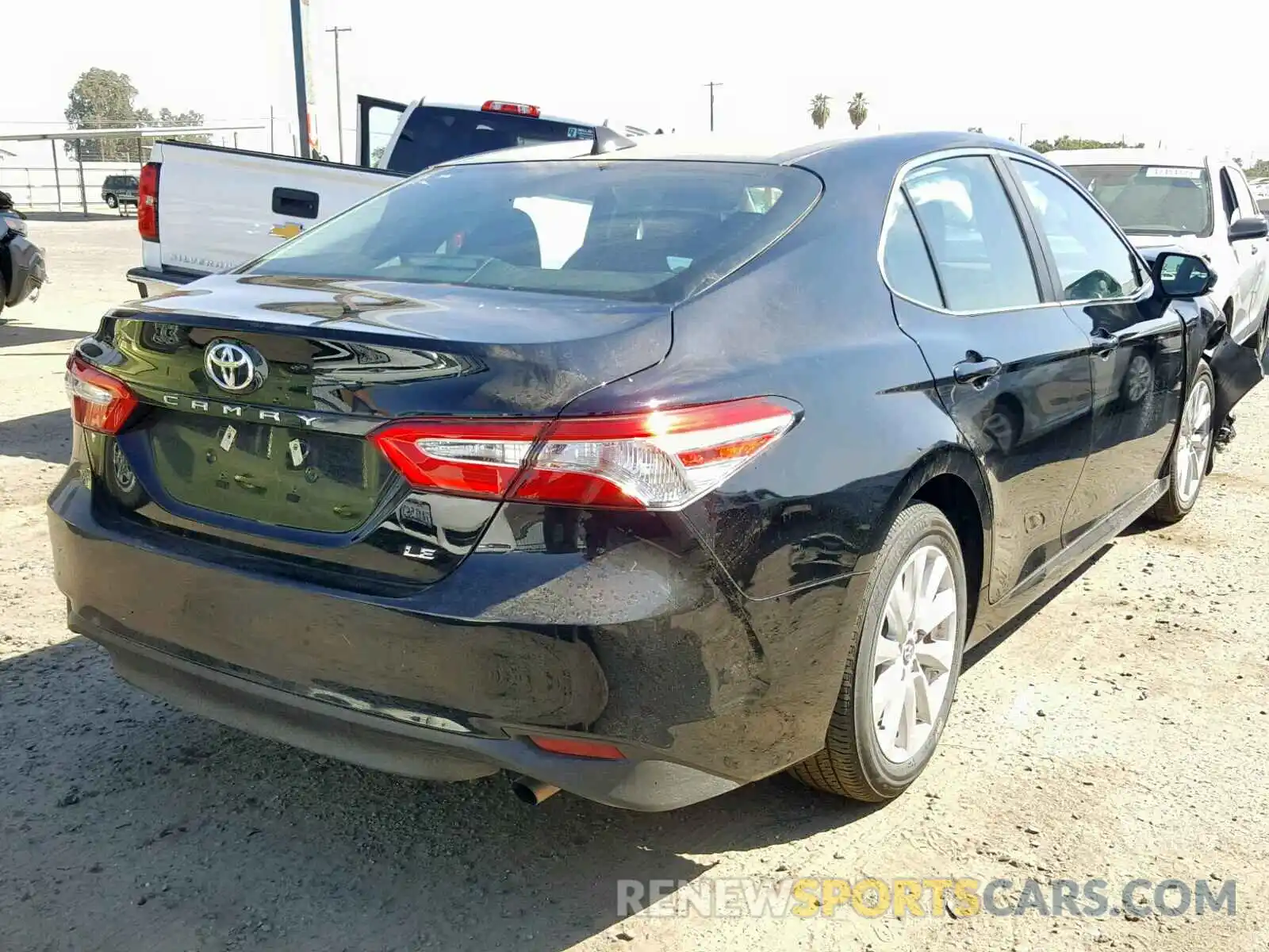 4 Photograph of a damaged car 4T1B11HK1KU782690 TOYOTA CAMRY 2019