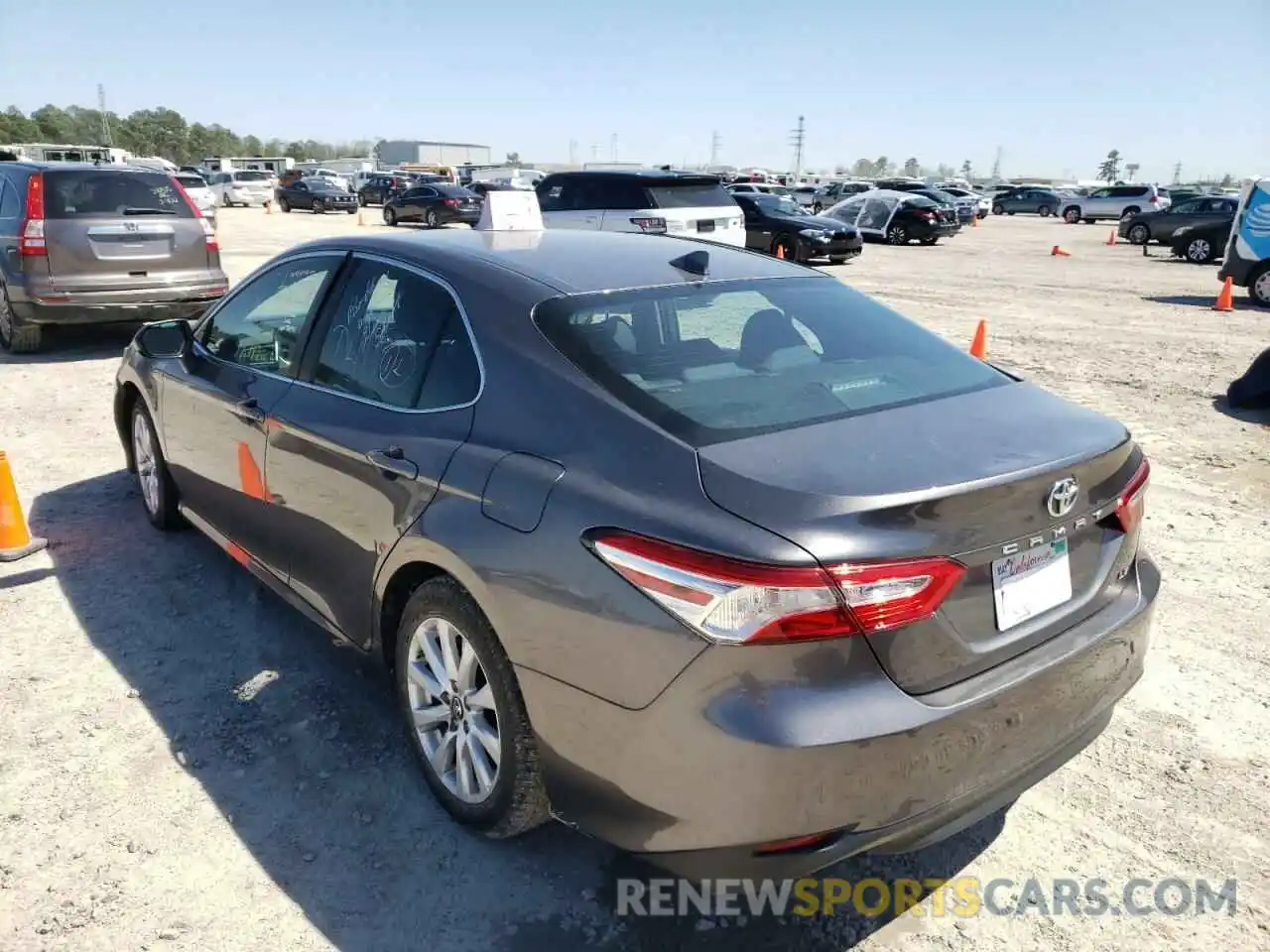 3 Photograph of a damaged car 4T1B11HK1KU786495 TOYOTA CAMRY 2019