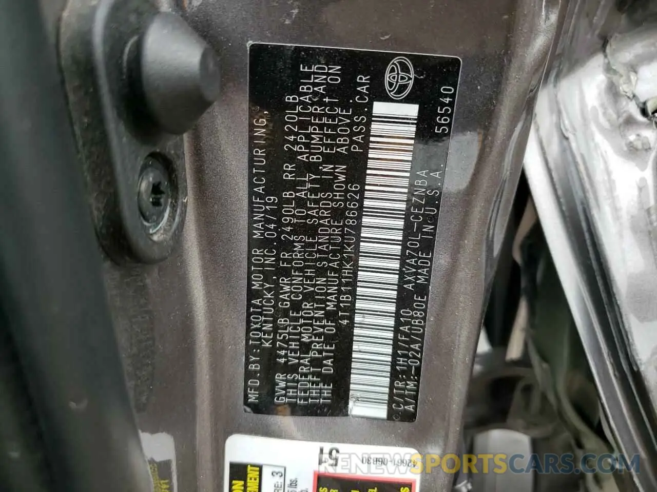 12 Photograph of a damaged car 4T1B11HK1KU786626 TOYOTA CAMRY 2019