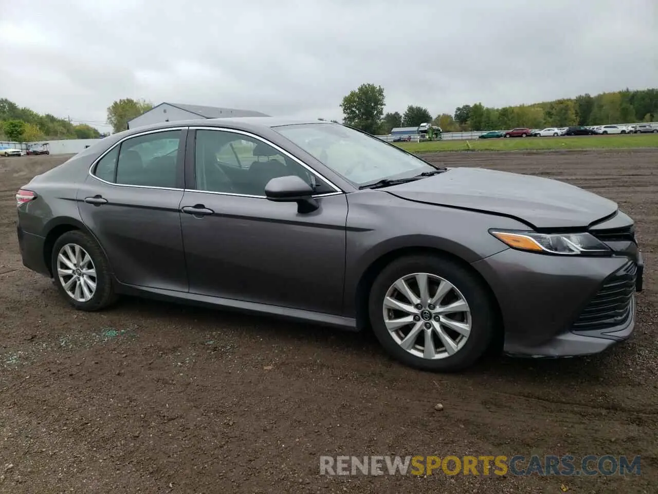 4 Photograph of a damaged car 4T1B11HK1KU786626 TOYOTA CAMRY 2019