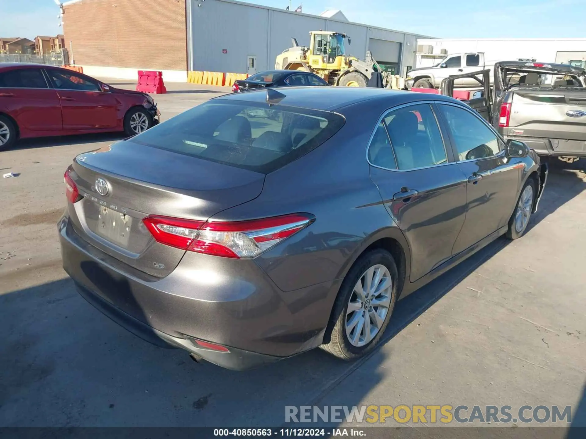 4 Photograph of a damaged car 4T1B11HK1KU787274 TOYOTA CAMRY 2019