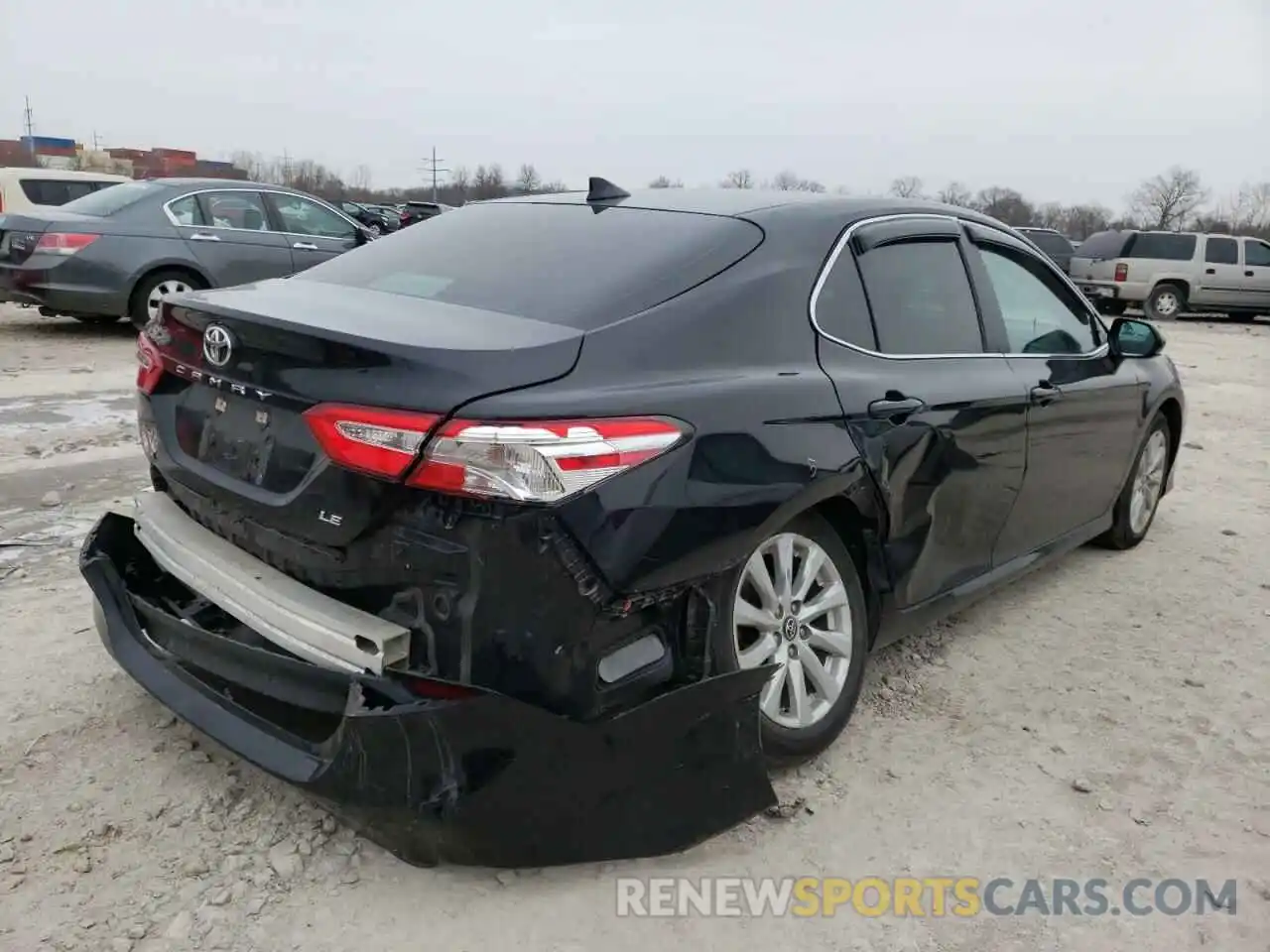 4 Photograph of a damaged car 4T1B11HK1KU788988 TOYOTA CAMRY 2019