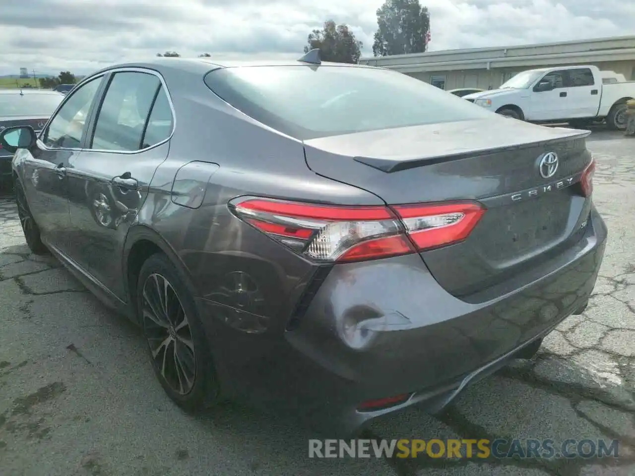 3 Photograph of a damaged car 4T1B11HK1KU789302 TOYOTA CAMRY 2019