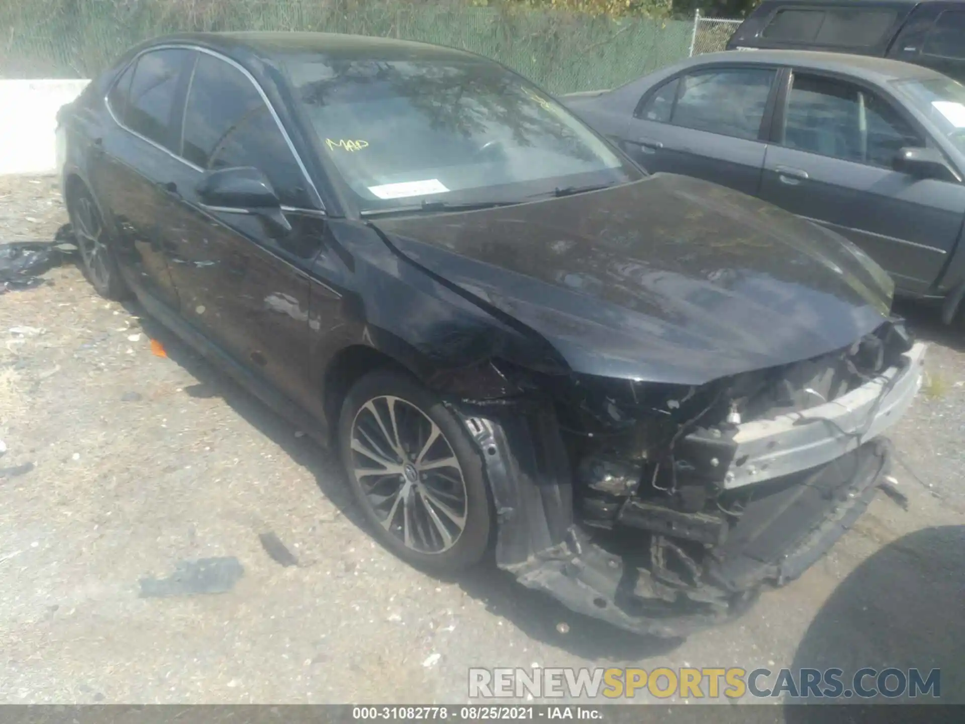 1 Photograph of a damaged car 4T1B11HK1KU791146 TOYOTA CAMRY 2019