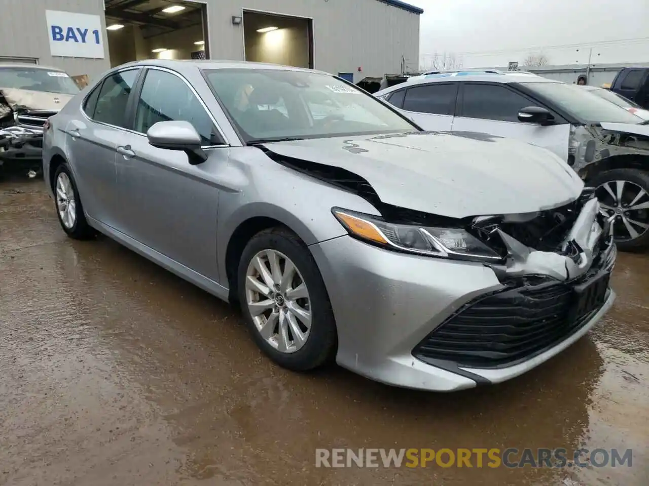 4 Photograph of a damaged car 4T1B11HK1KU791566 TOYOTA CAMRY 2019