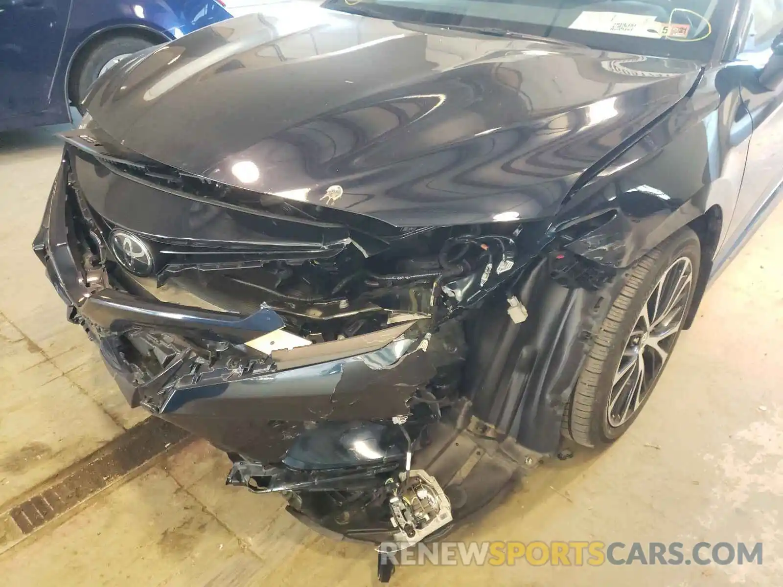 9 Photograph of a damaged car 4T1B11HK1KU792569 TOYOTA CAMRY 2019