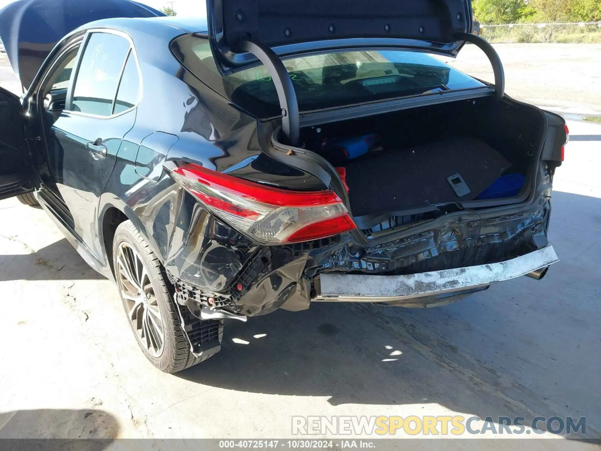 6 Photograph of a damaged car 4T1B11HK1KU793186 TOYOTA CAMRY 2019