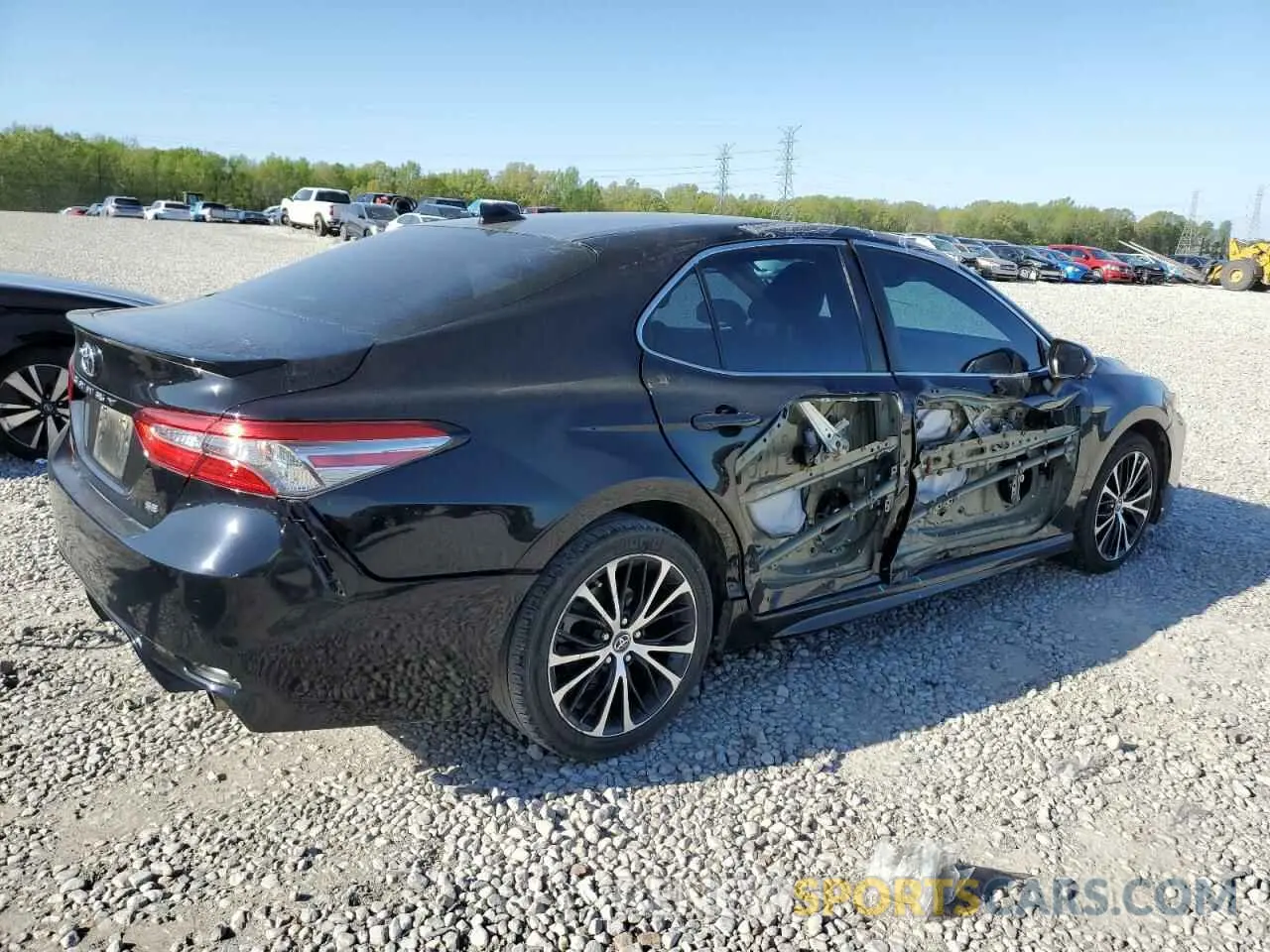 3 Photograph of a damaged car 4T1B11HK1KU793236 TOYOTA CAMRY 2019