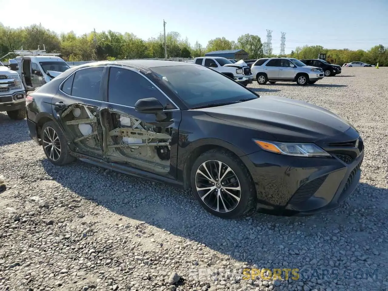 4 Photograph of a damaged car 4T1B11HK1KU793236 TOYOTA CAMRY 2019