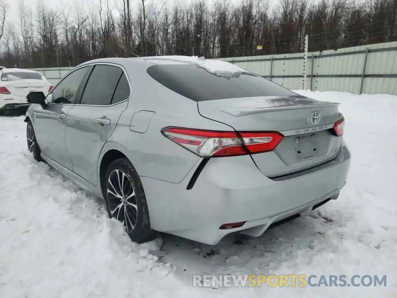 3 Photograph of a damaged car 4T1B11HK1KU793611 TOYOTA CAMRY 2019