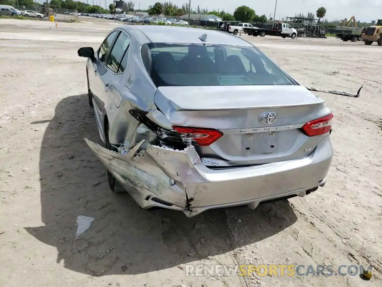 9 Photograph of a damaged car 4T1B11HK1KU793785 TOYOTA CAMRY 2019