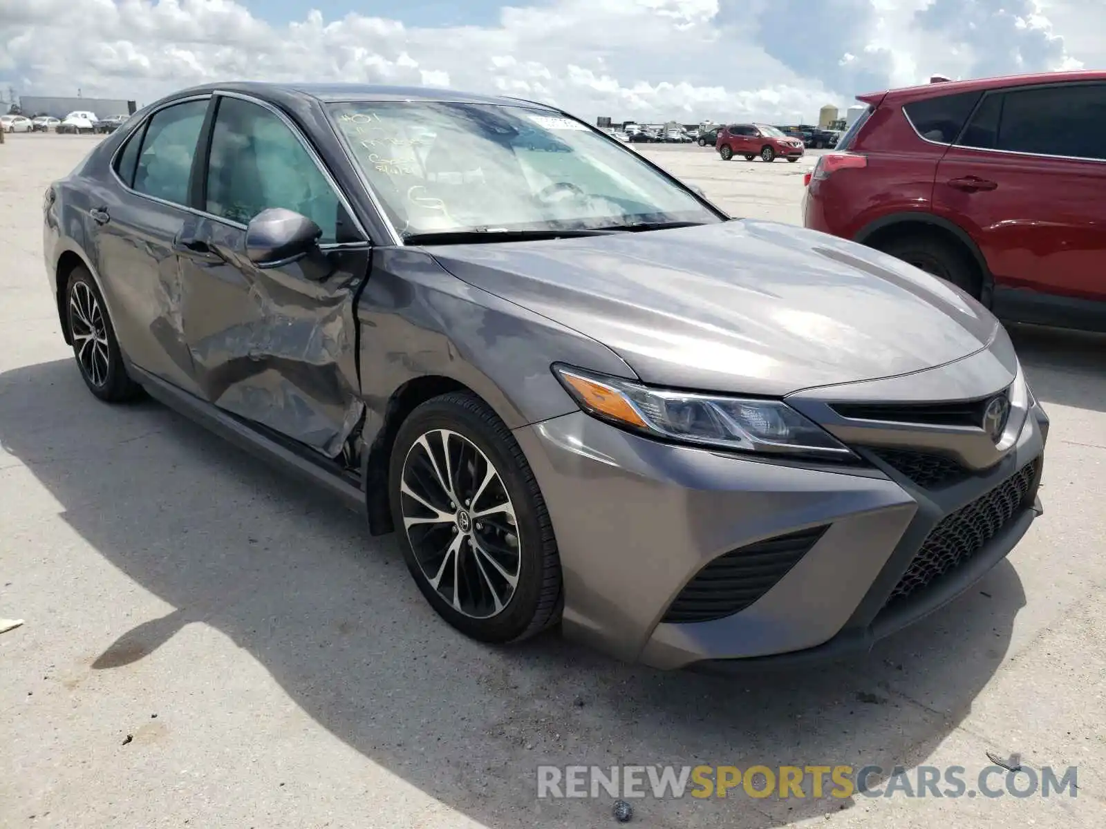 1 Photograph of a damaged car 4T1B11HK1KU795150 TOYOTA CAMRY 2019