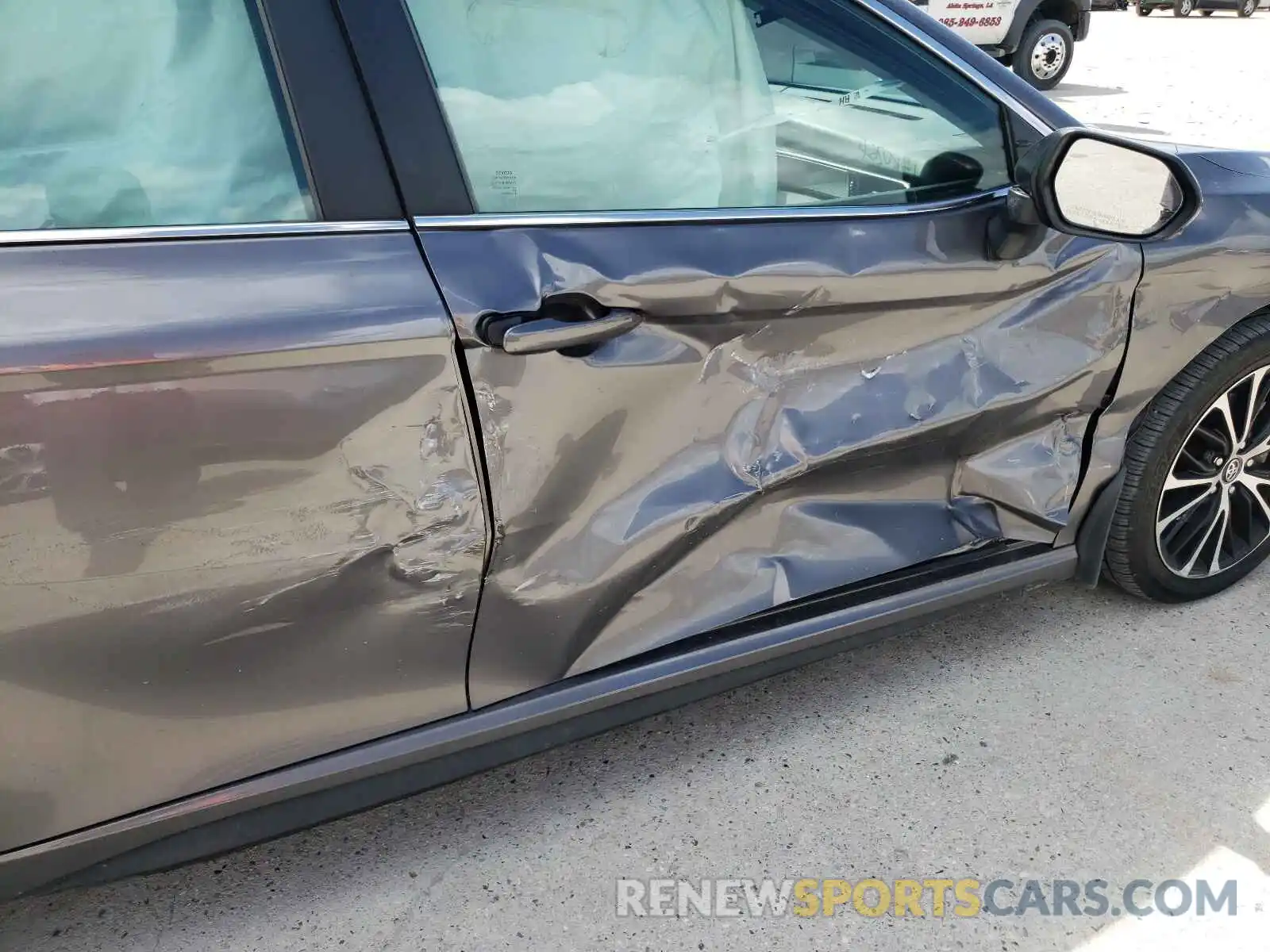 9 Photograph of a damaged car 4T1B11HK1KU795150 TOYOTA CAMRY 2019