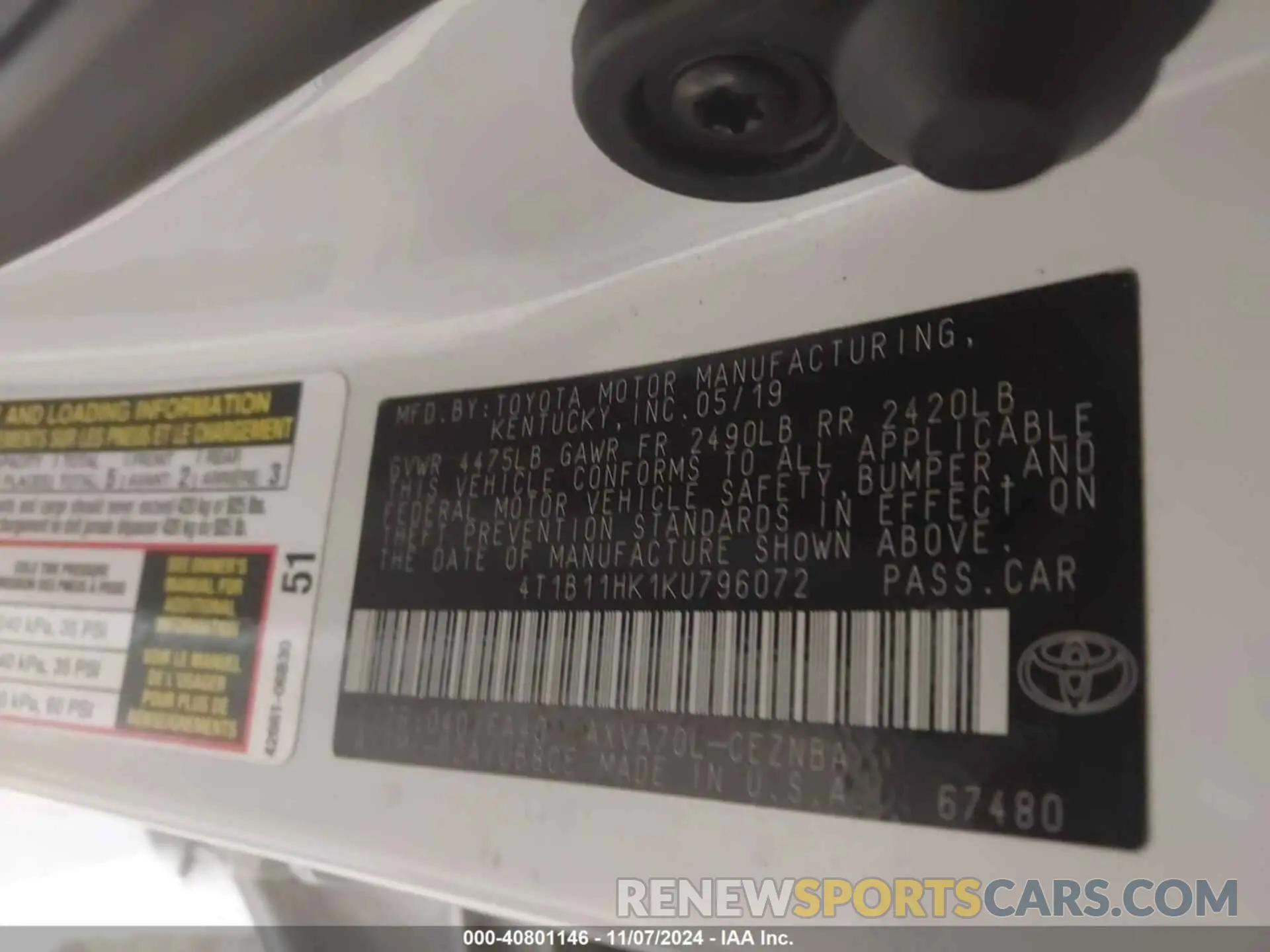 9 Photograph of a damaged car 4T1B11HK1KU796072 TOYOTA CAMRY 2019
